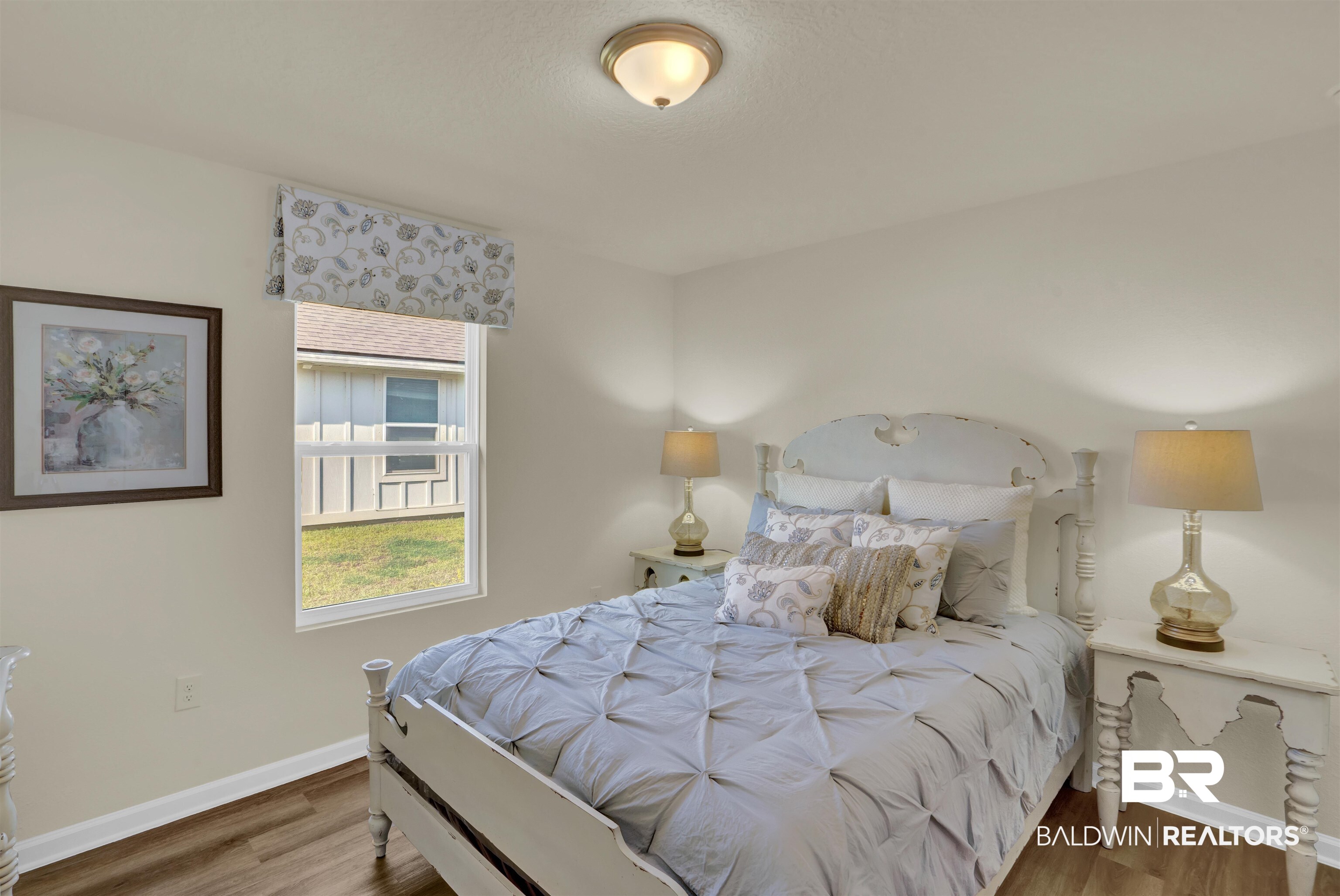 1081 Hayward Loop
