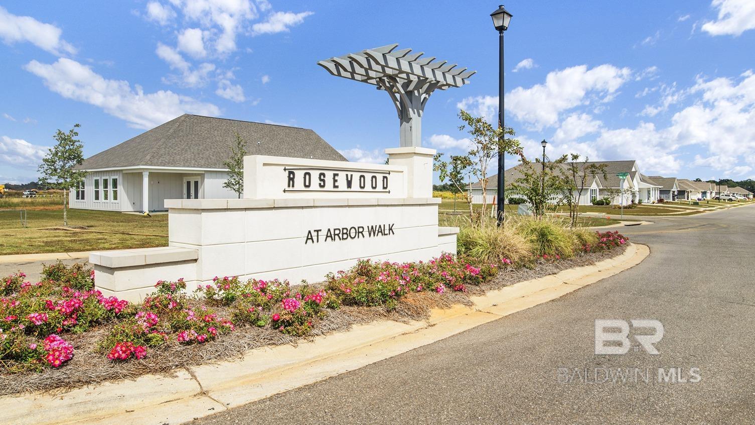 1081 Hayward Loop