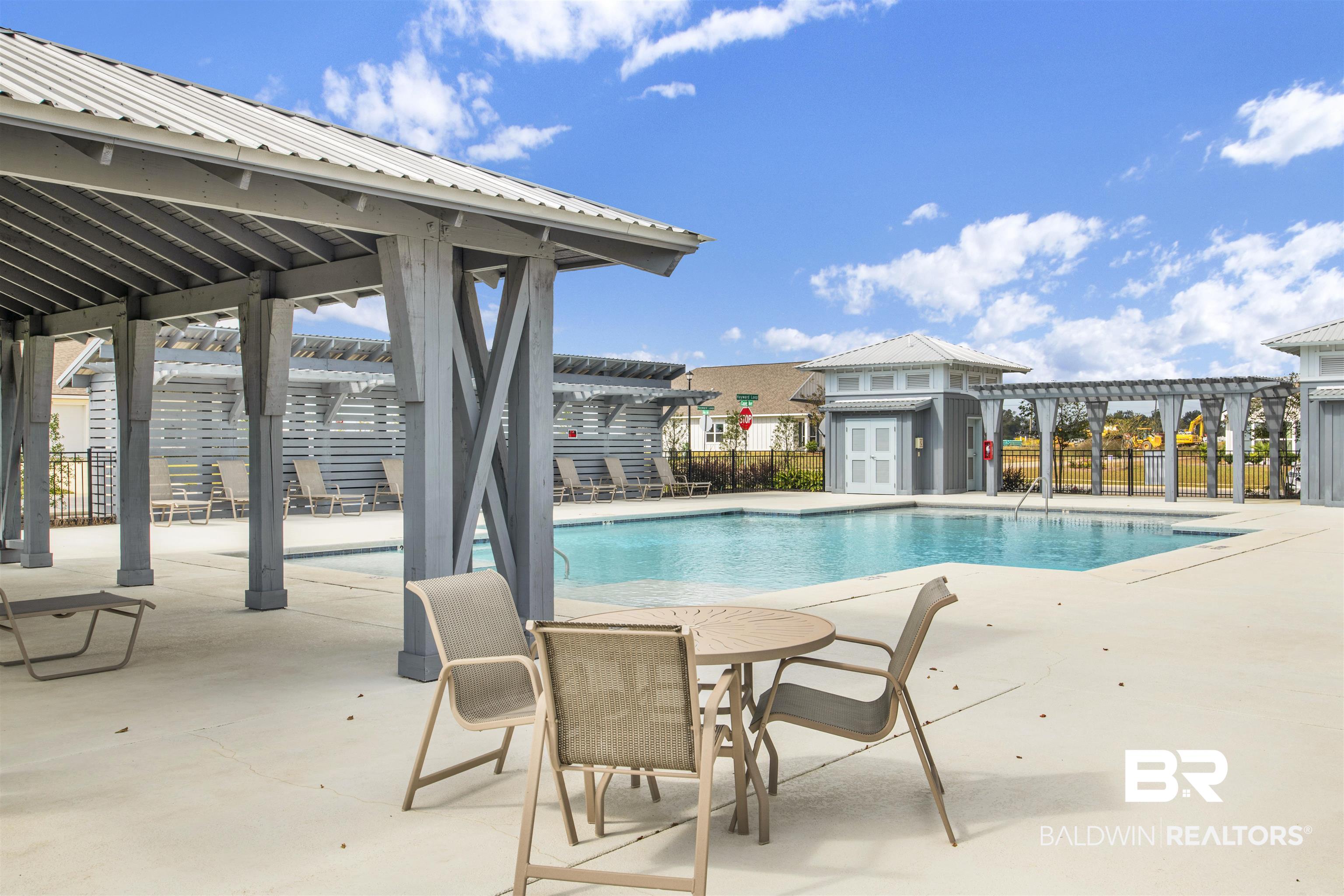 1081 Hayward Loop