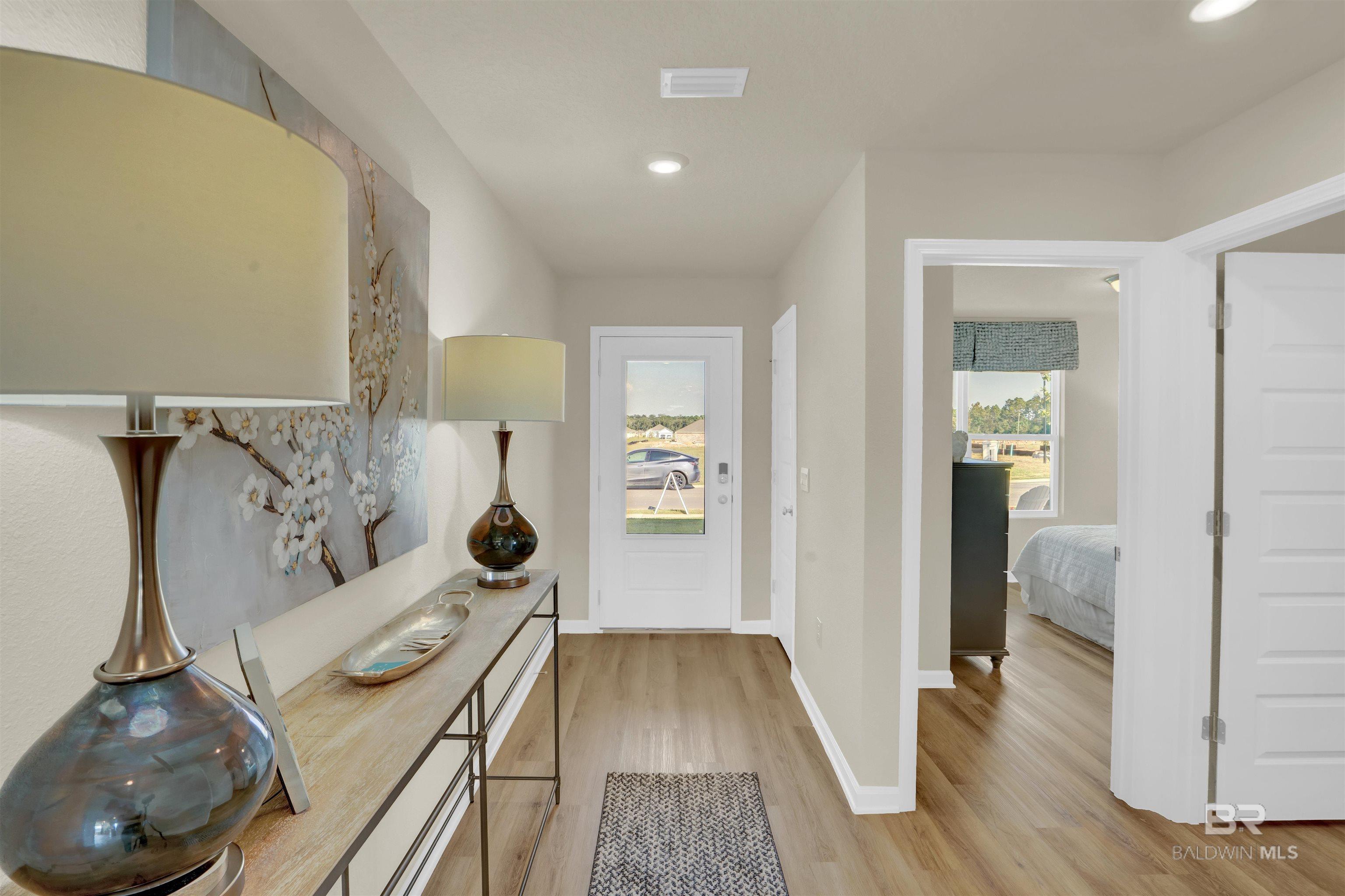 1081 Hayward Loop