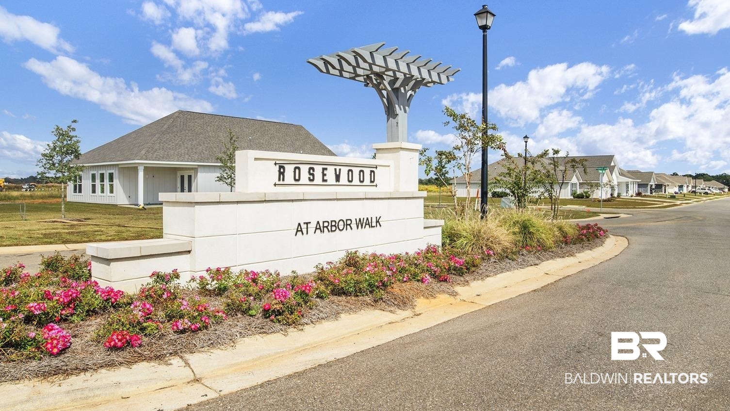 1081 Hayward Loop