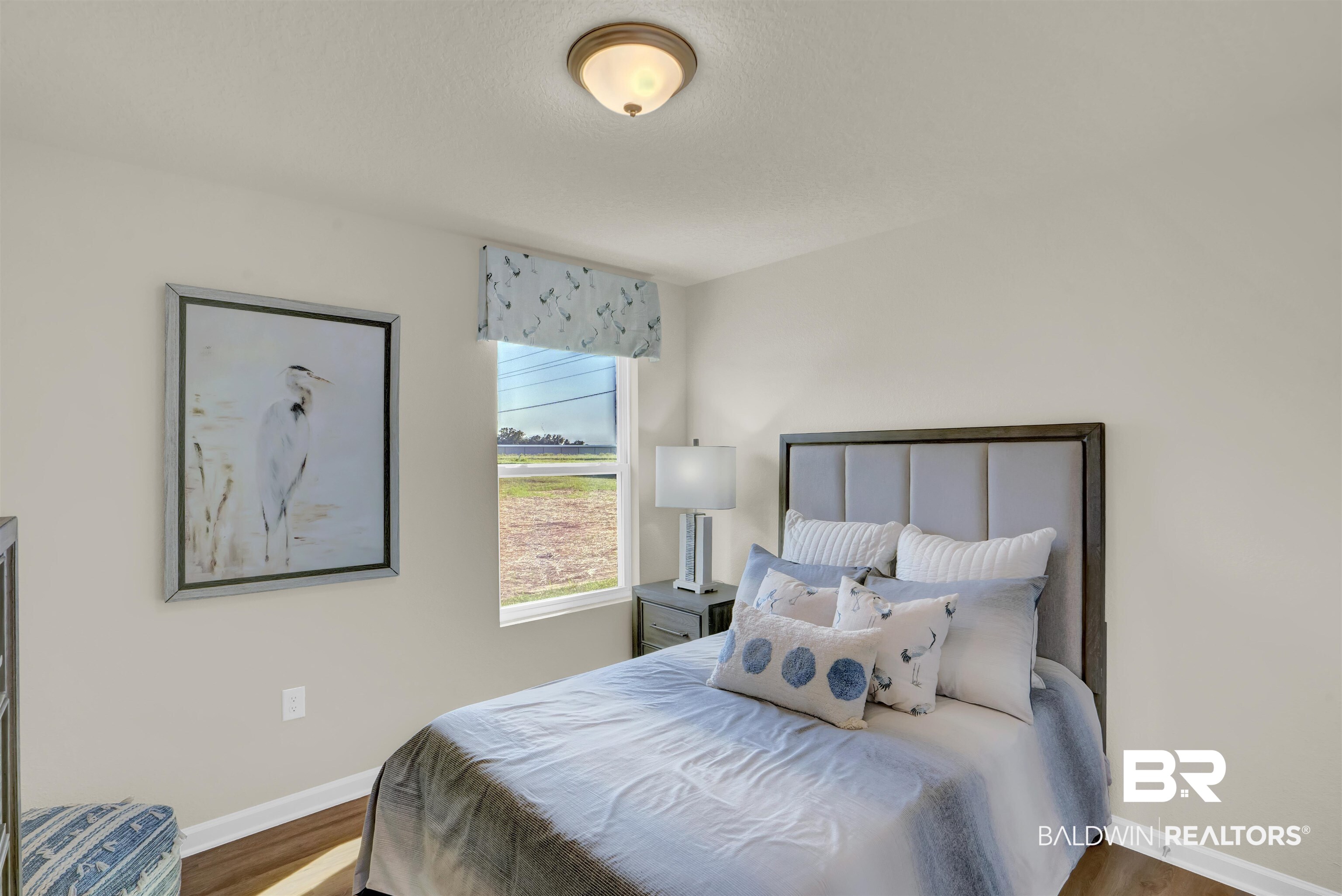 1081 Hayward Loop