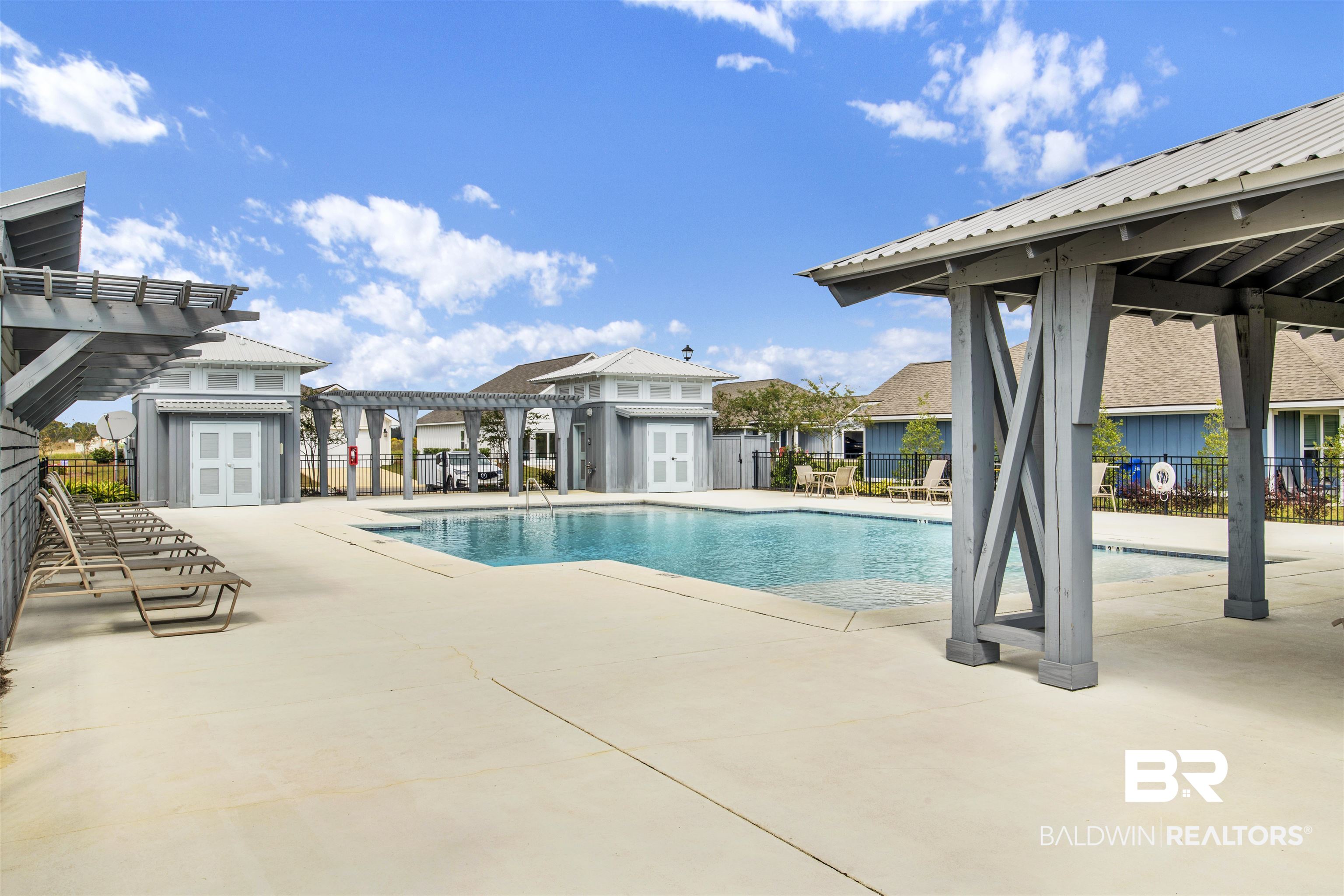1081 Hayward Loop