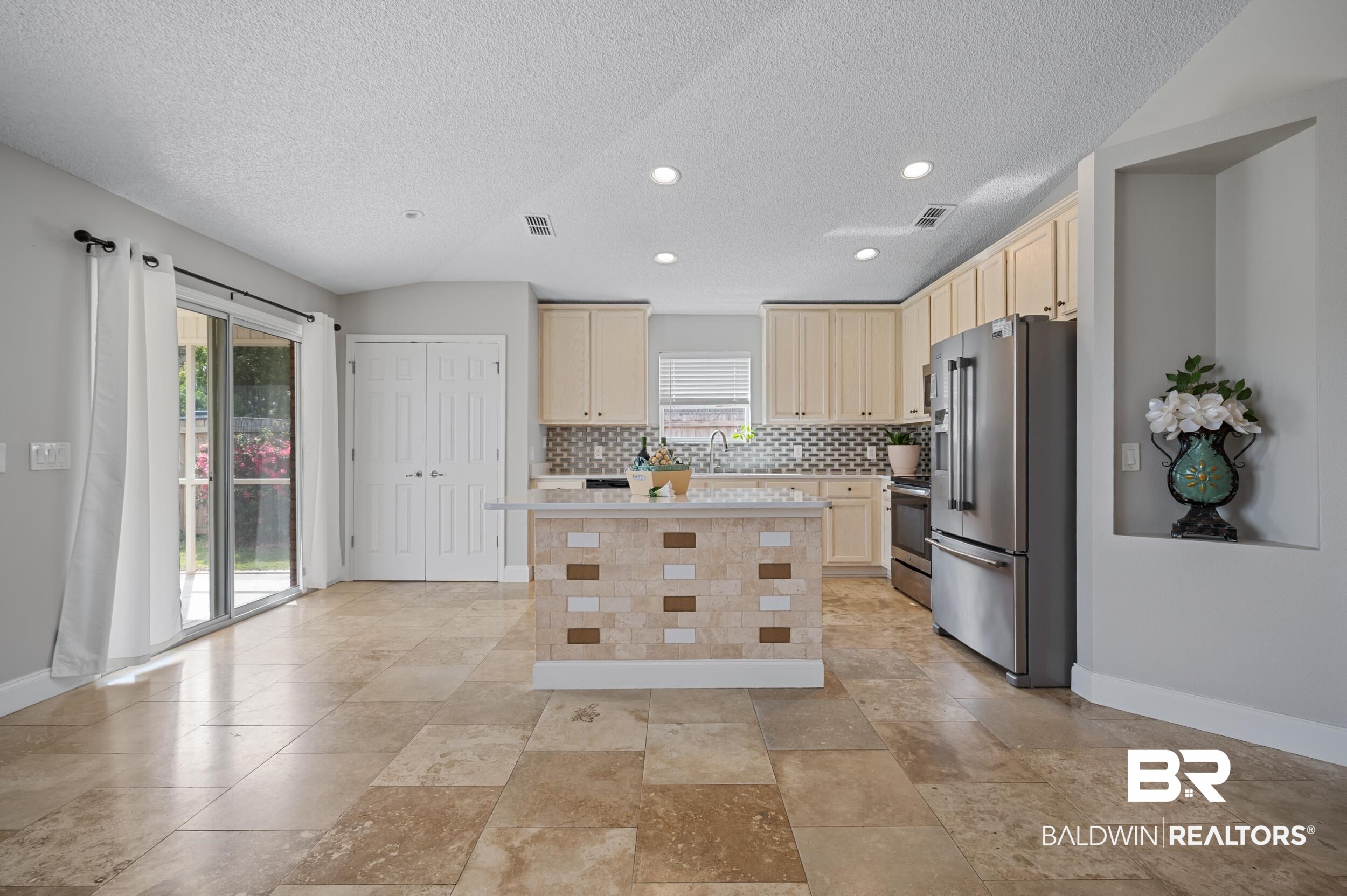 1012 Summerton Drive