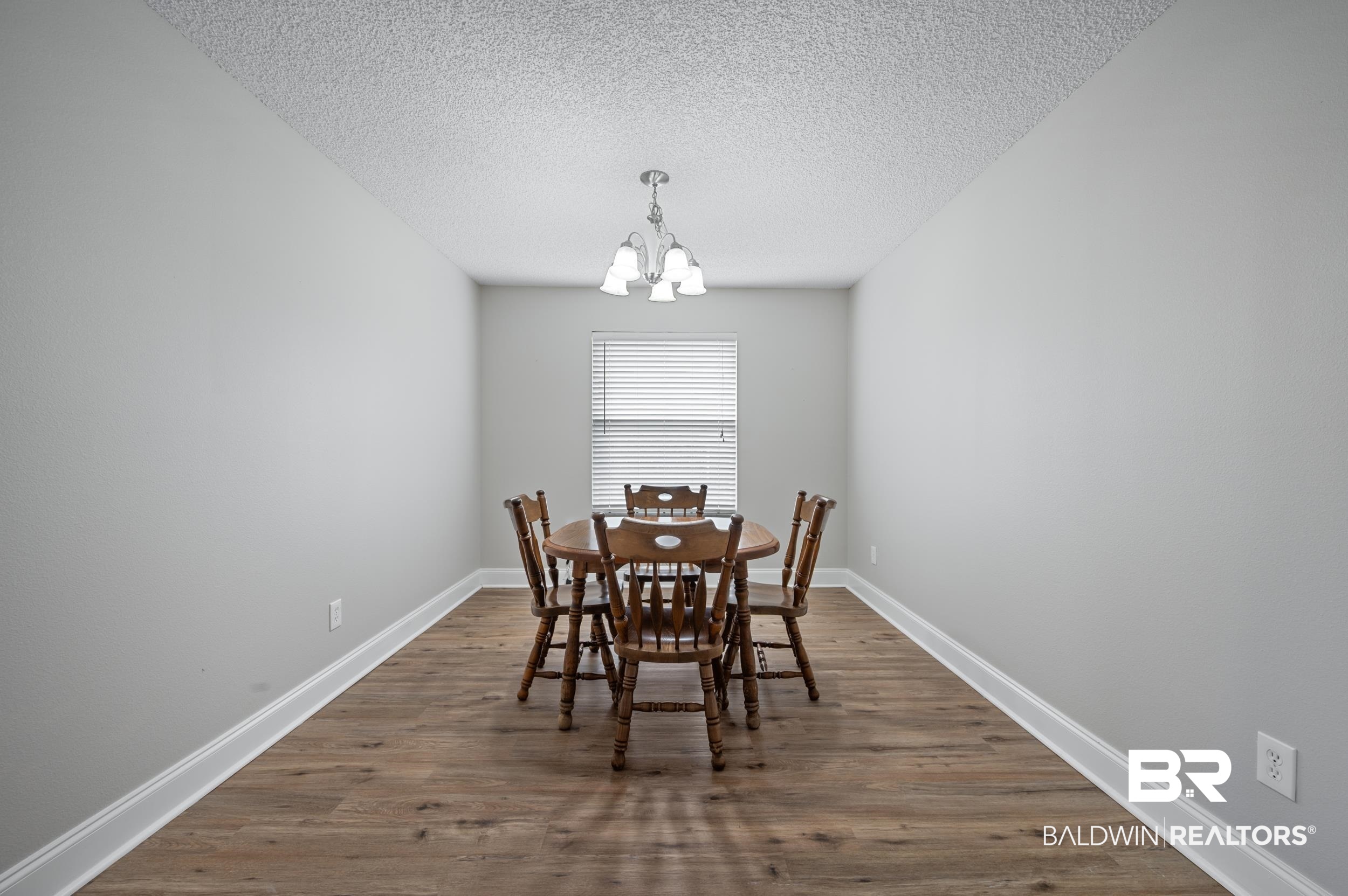1012 Summerton Drive
