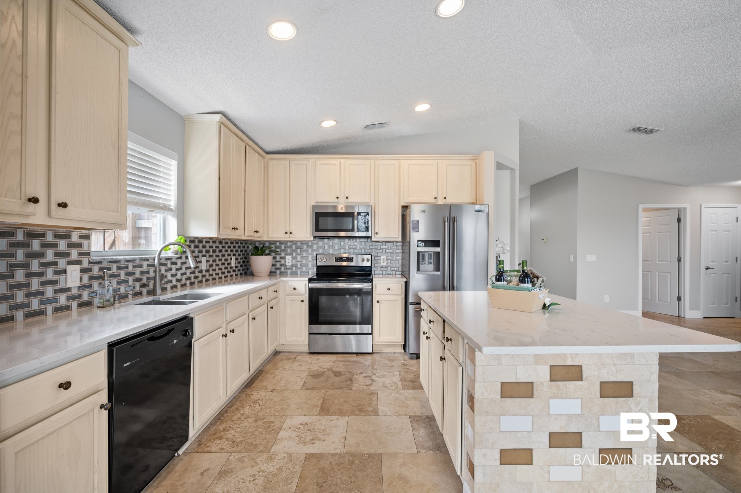 1012 Summerton Drive