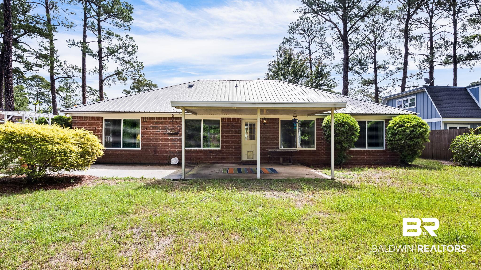 1313 W Fairway Drive