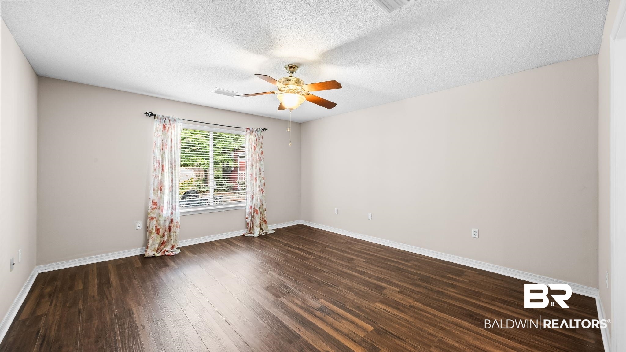 1313 W Fairway Drive