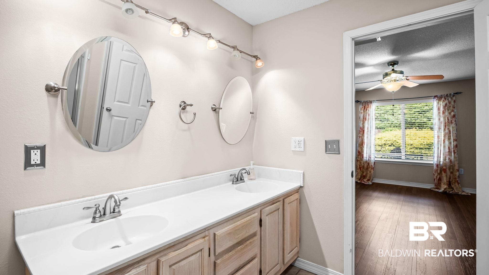1313 W Fairway Drive