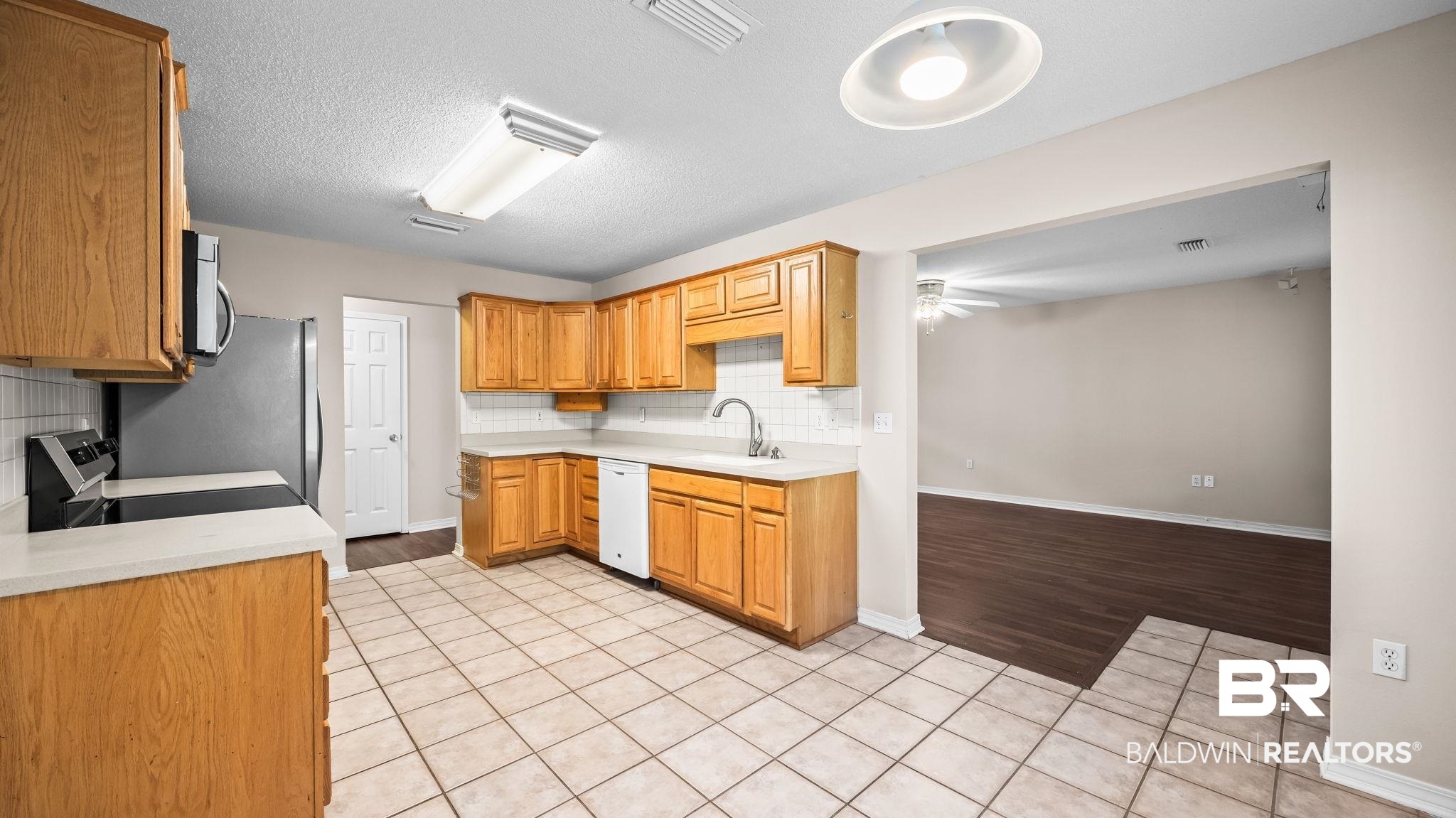 1313 W Fairway Drive