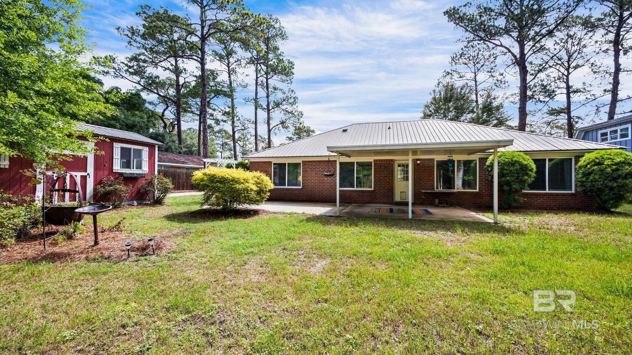 1313 W Fairway Drive
