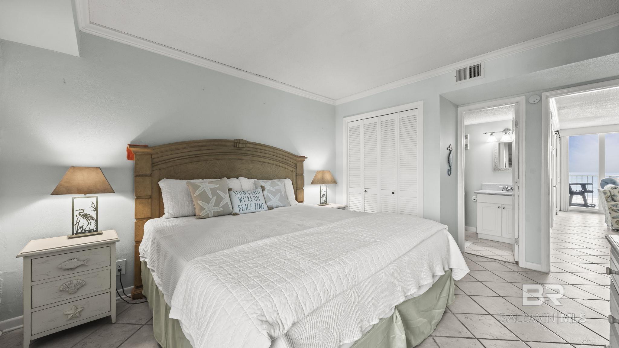 421 E Beach Boulevard 456