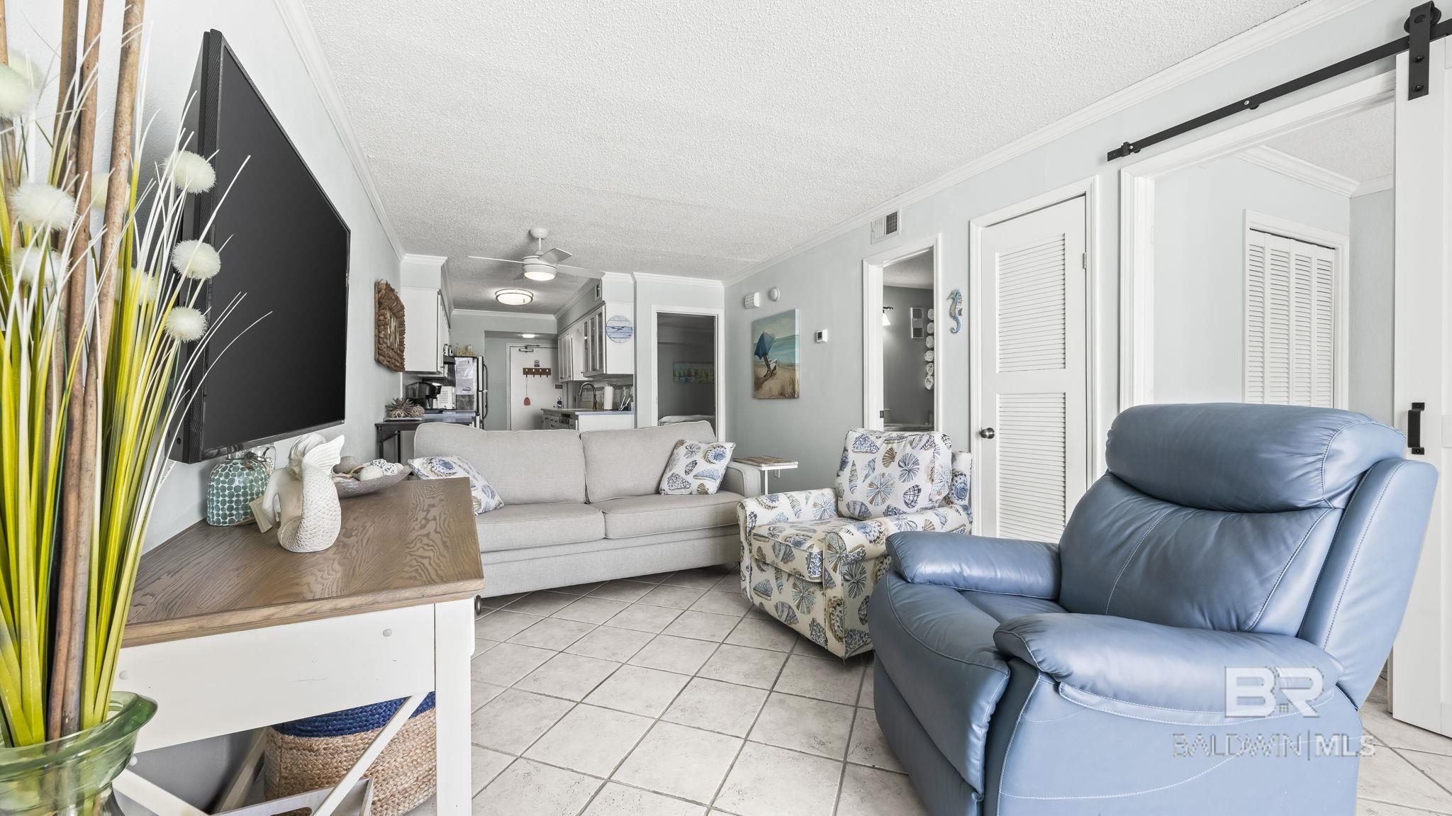 421 E Beach Boulevard 456