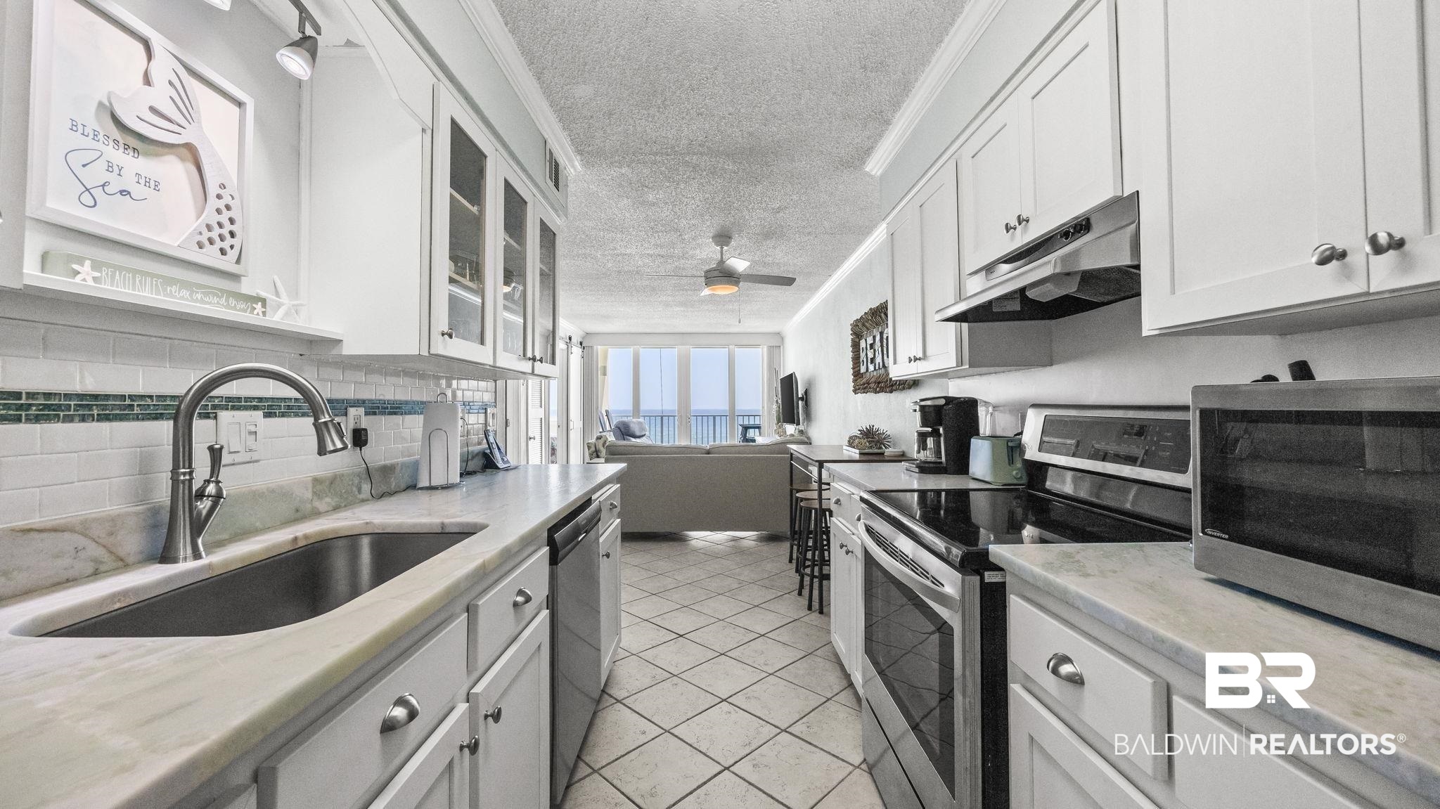 421 E Beach Boulevard 456