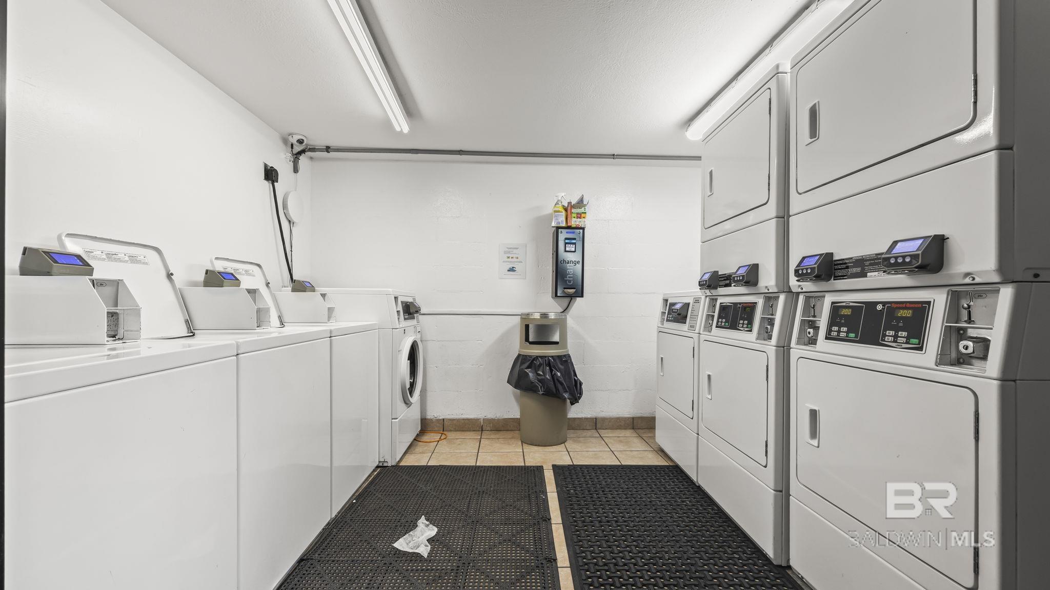 421 E Beach Boulevard 456