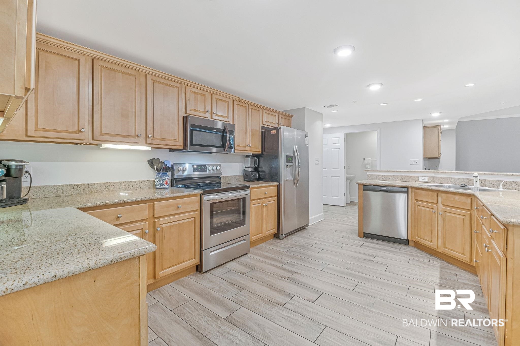 1524 WEST BEACH Boulevard 202