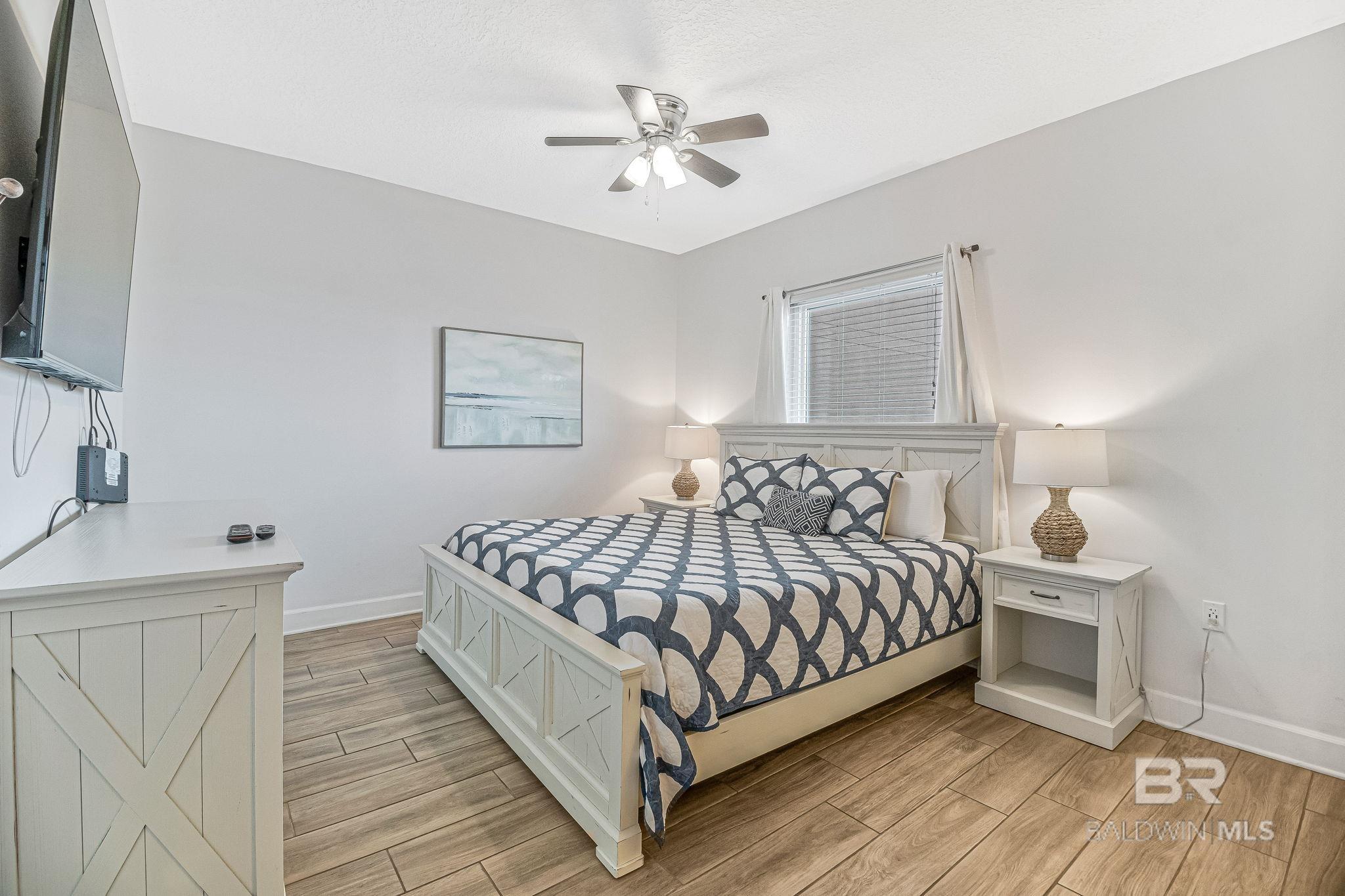 1524 WEST BEACH Boulevard 202