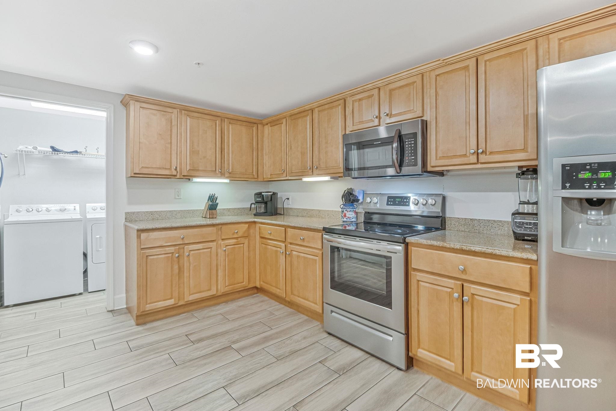 1524 WEST BEACH Boulevard 202