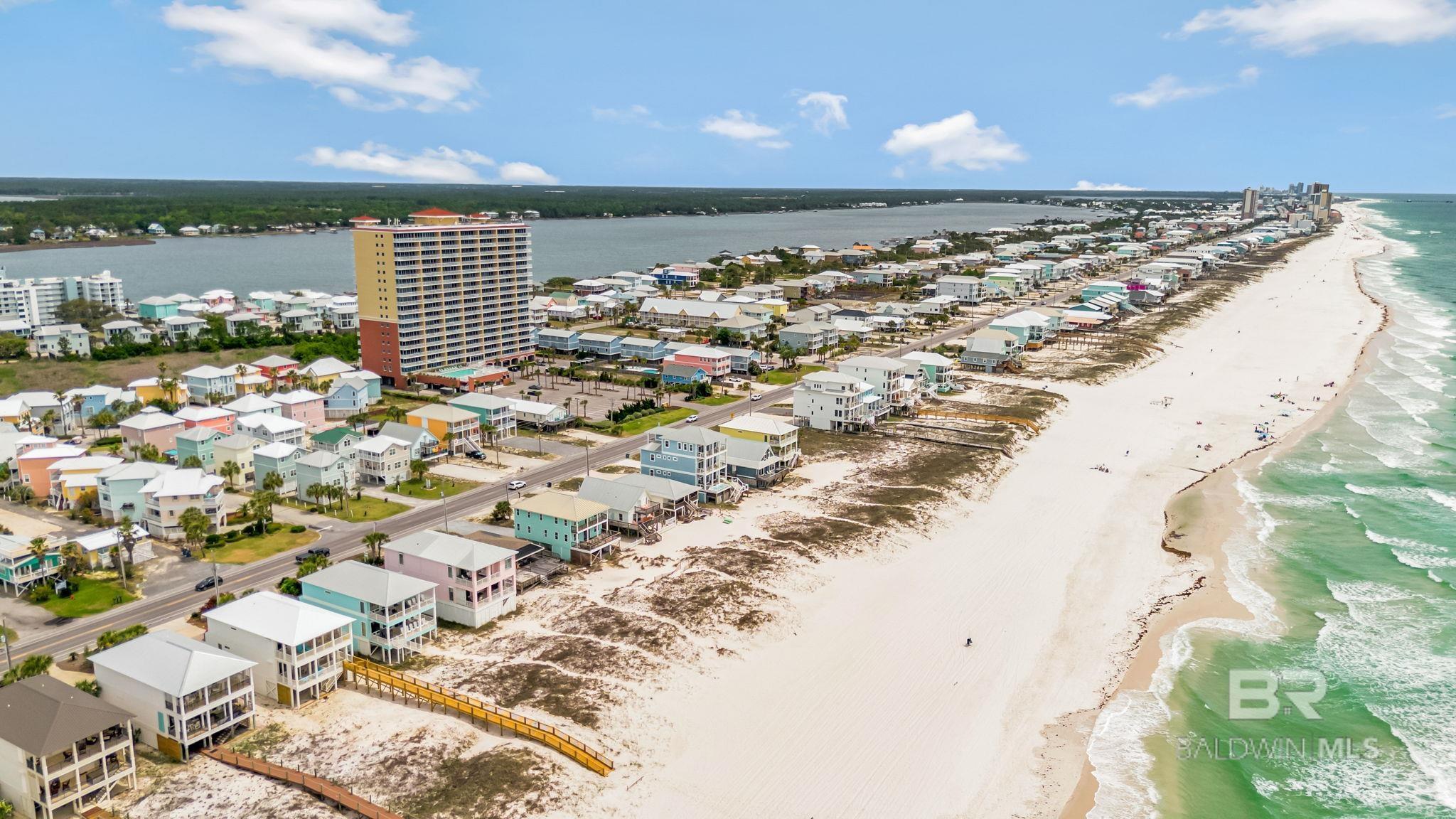 1524 WEST BEACH Boulevard 202