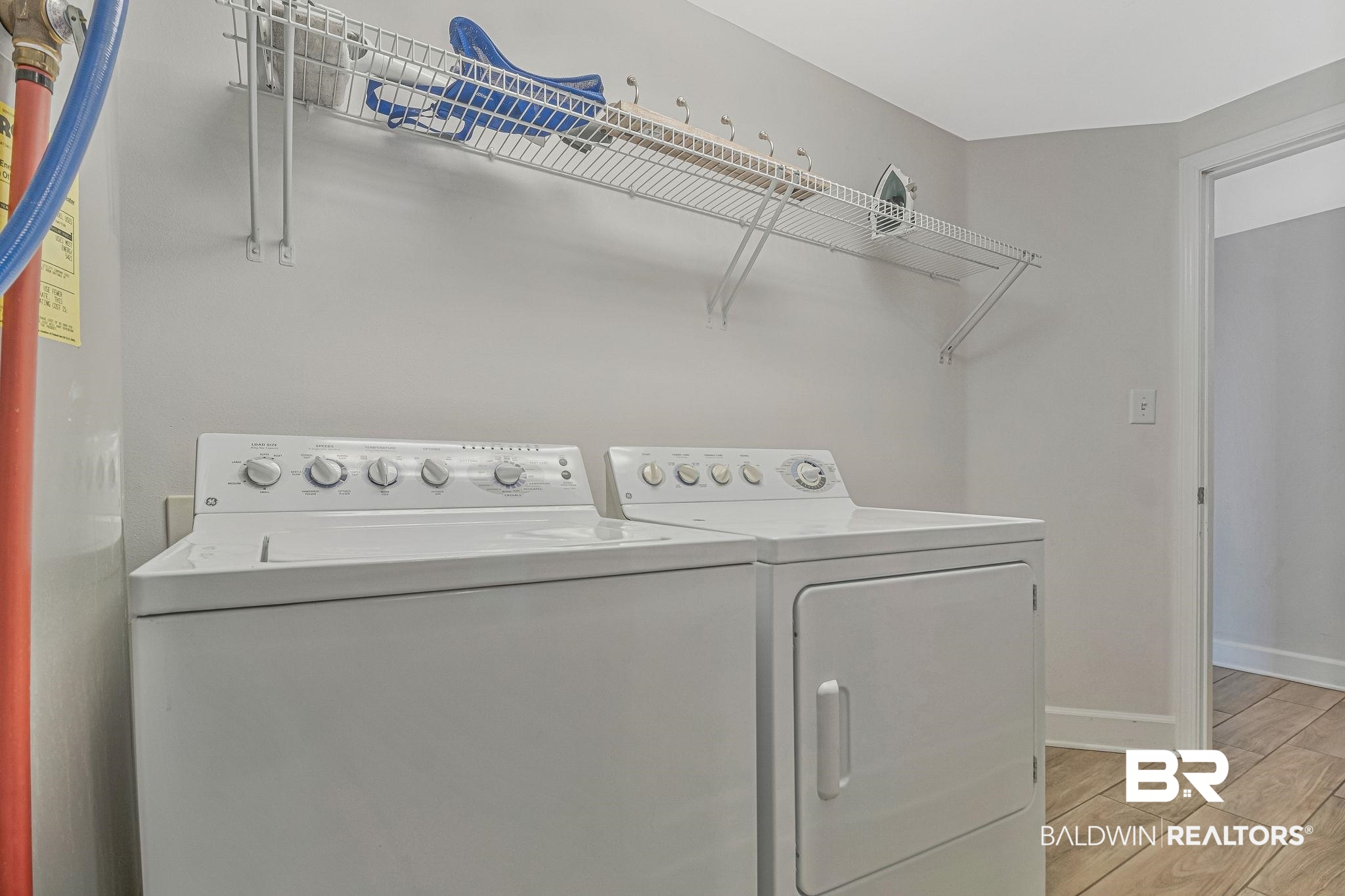 1524 WEST BEACH Boulevard 202