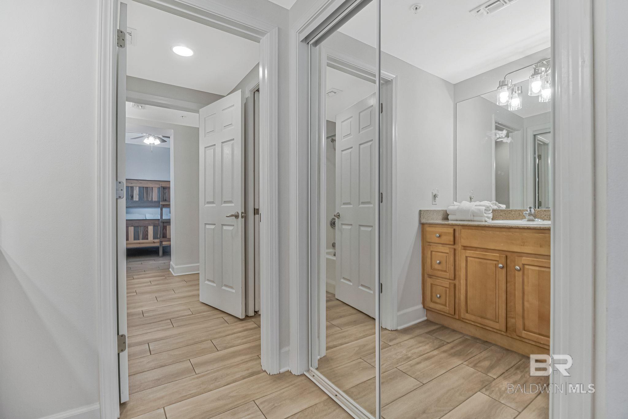 1524 WEST BEACH Boulevard 202