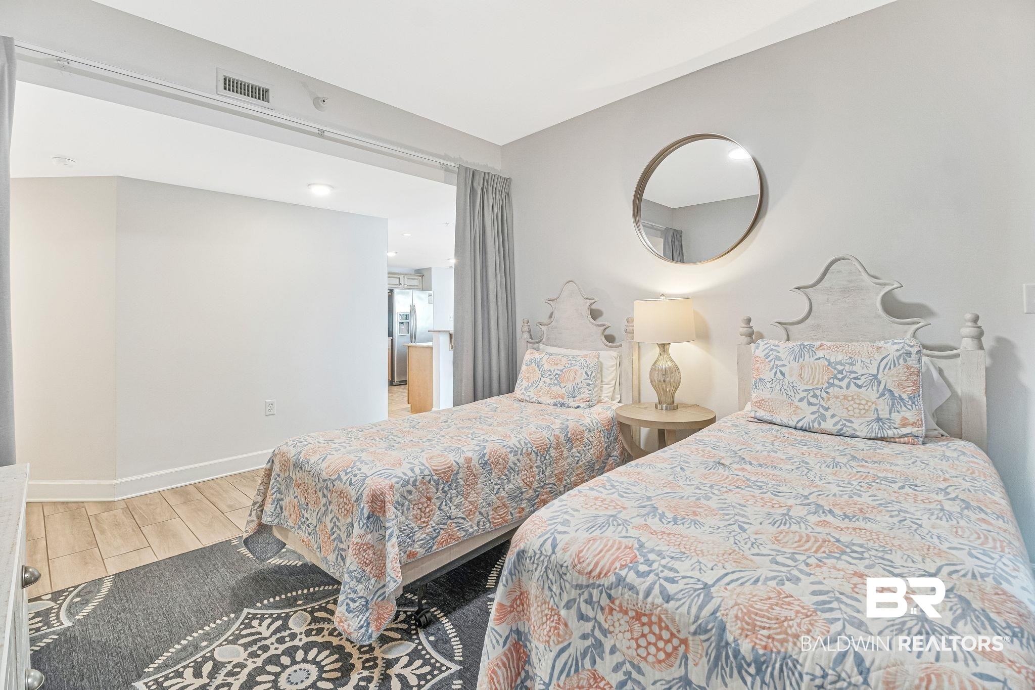 1524 WEST BEACH Boulevard 202