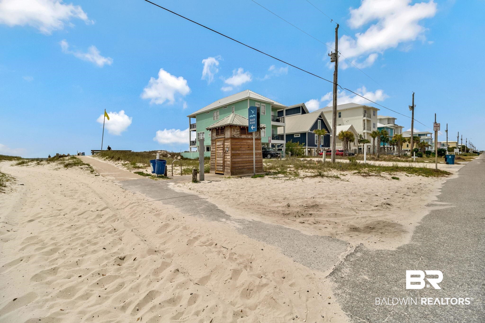 1524 WEST BEACH Boulevard 202