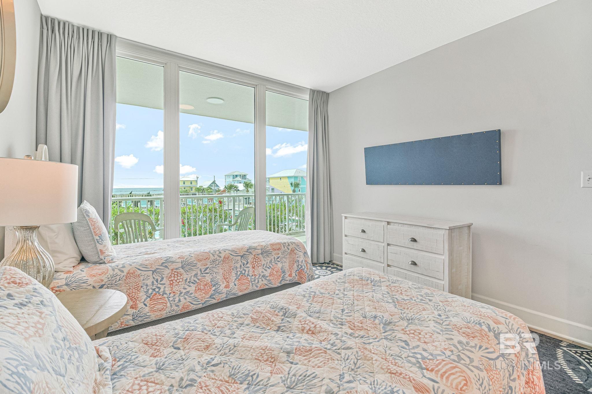 1524 WEST BEACH Boulevard 202