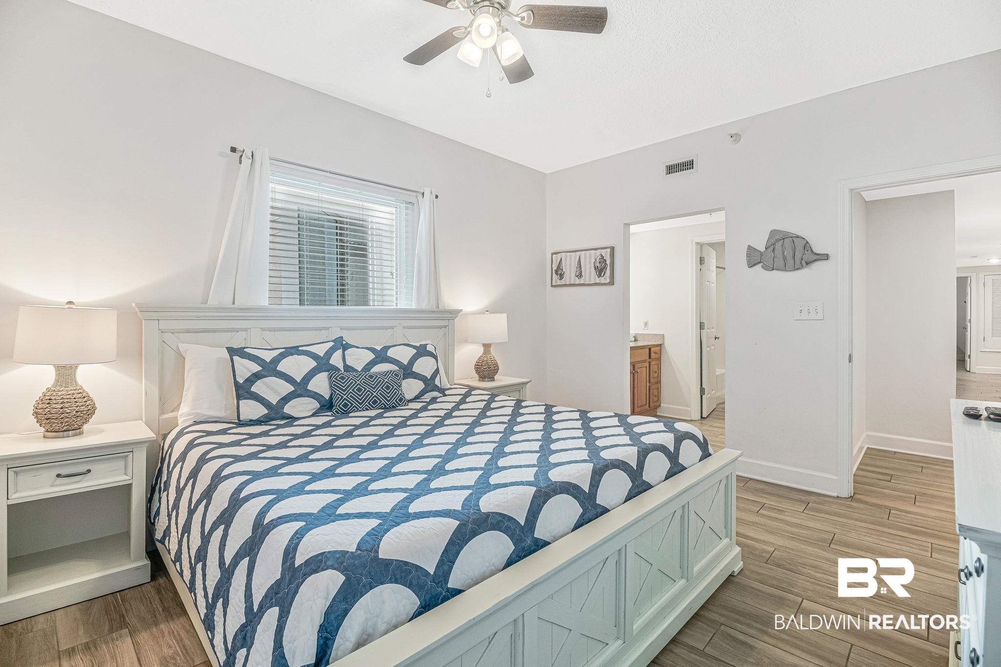1524 WEST BEACH Boulevard 202