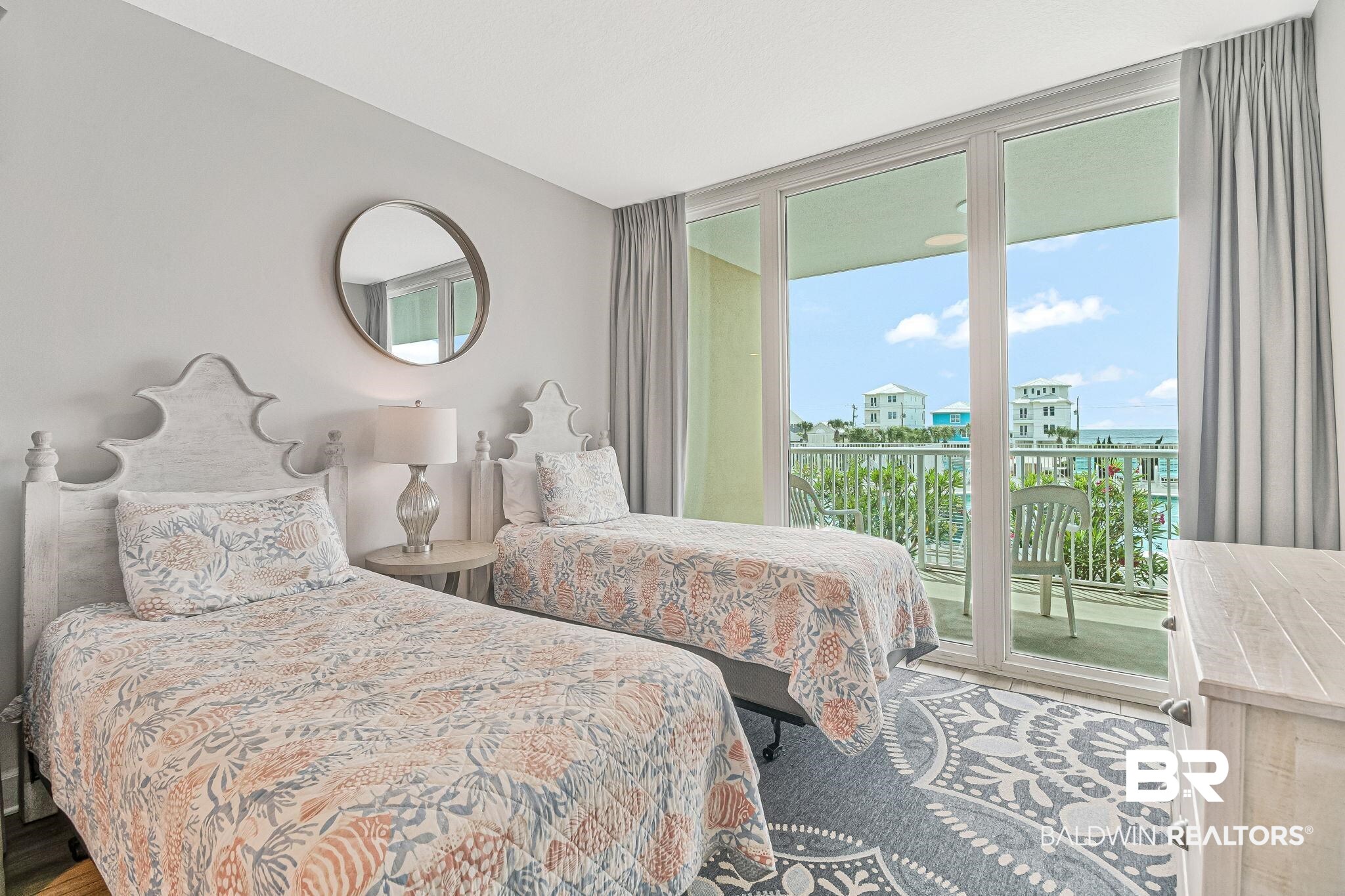 1524 WEST BEACH Boulevard 202