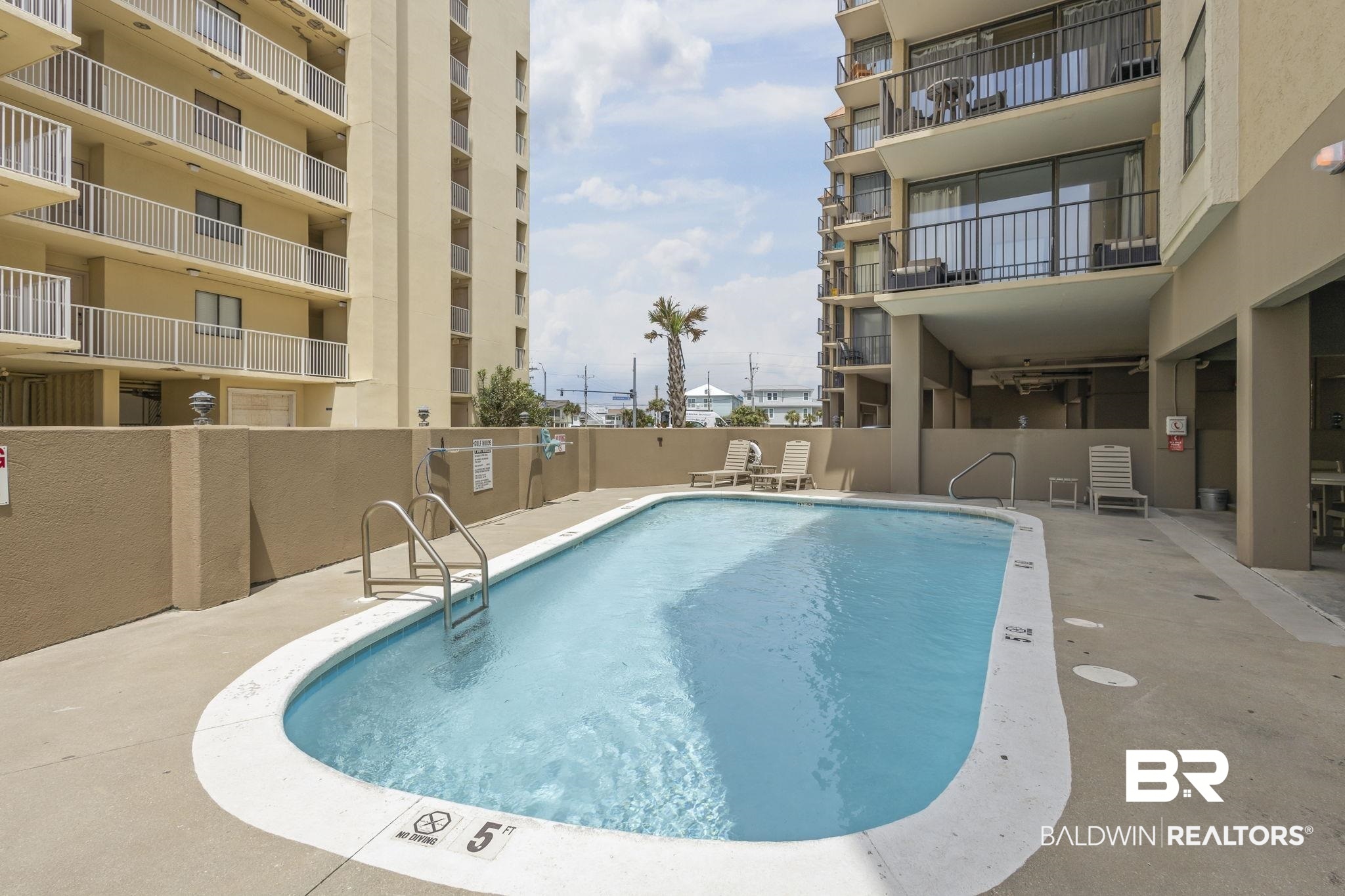 511 E Beach Boulevard 405