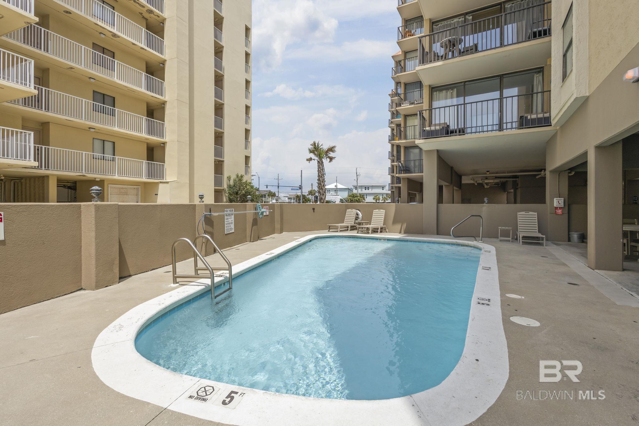 511 E Beach Boulevard 405