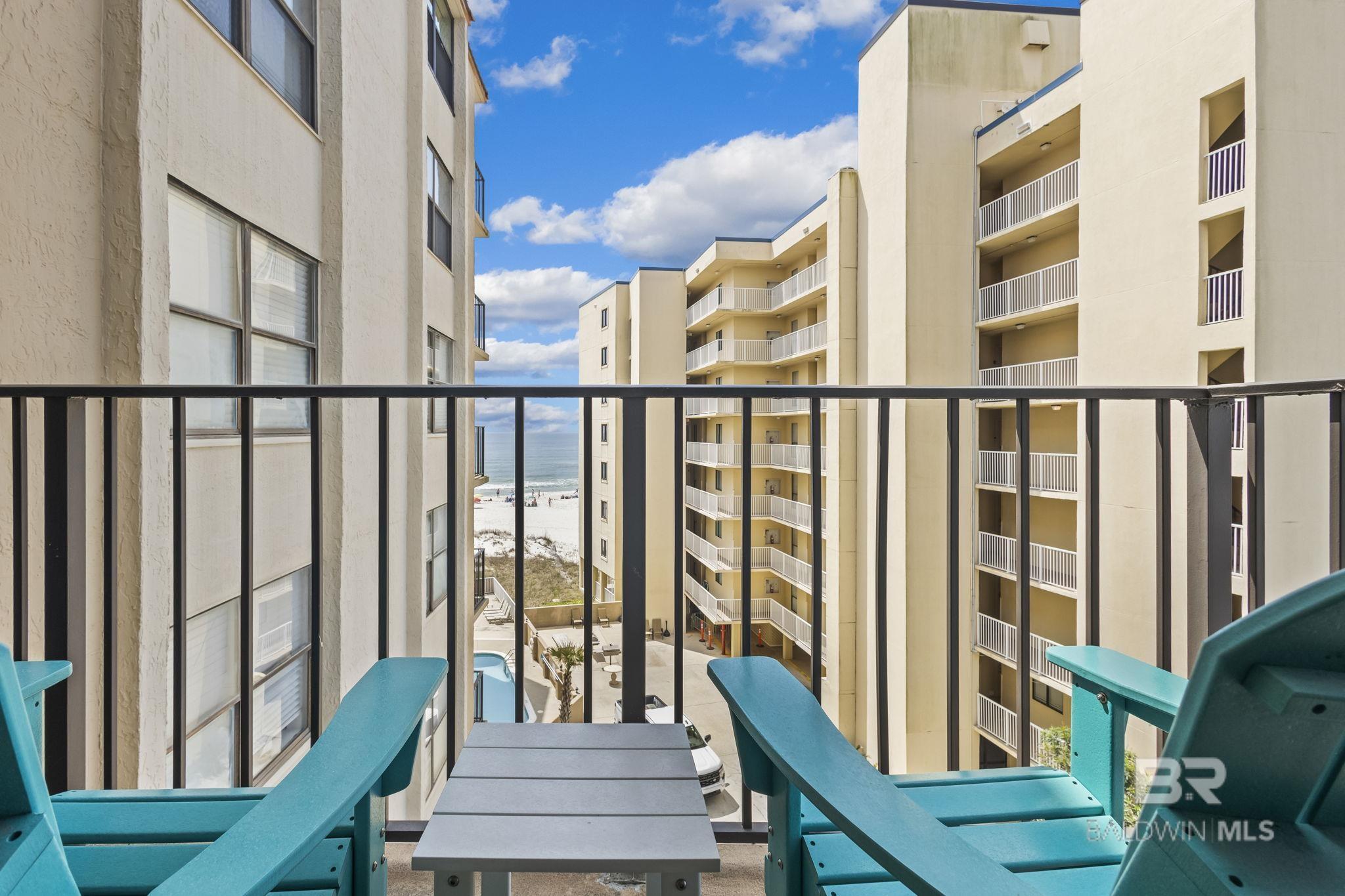 511 E Beach Boulevard 405