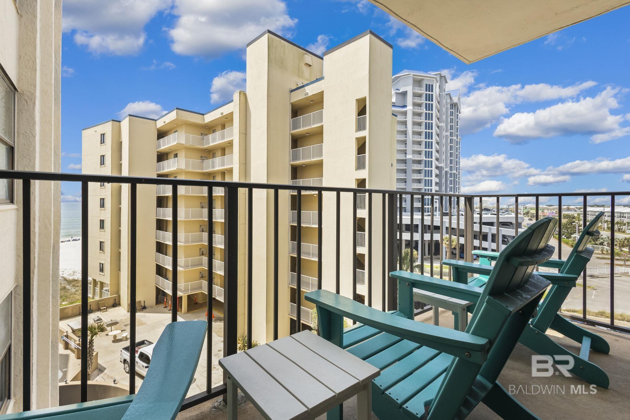 511 E Beach Boulevard 405