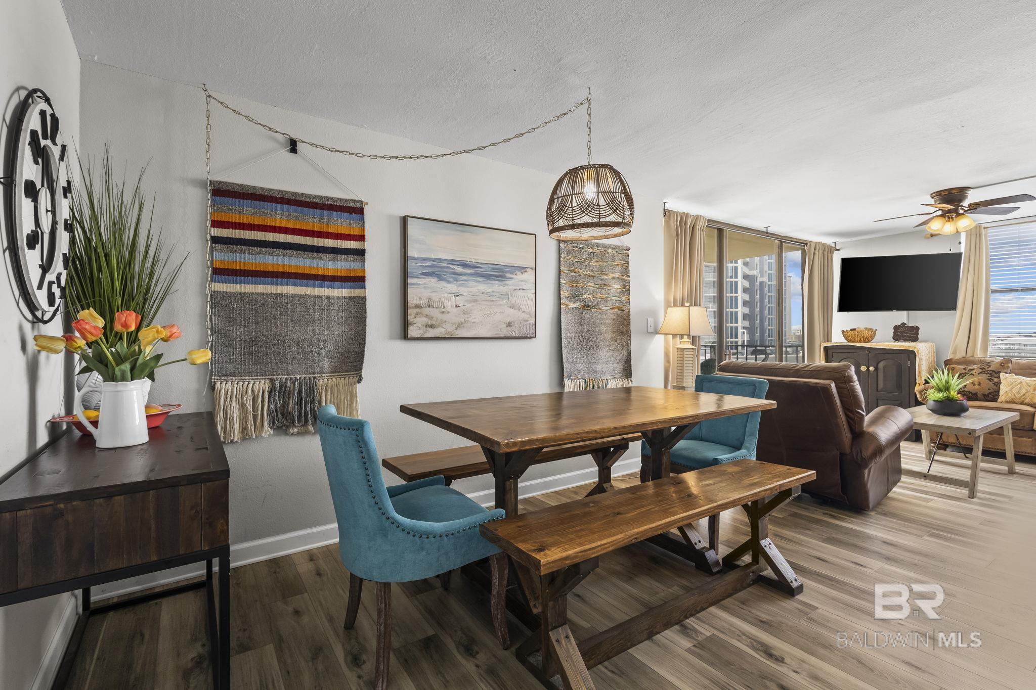 511 E Beach Boulevard 405