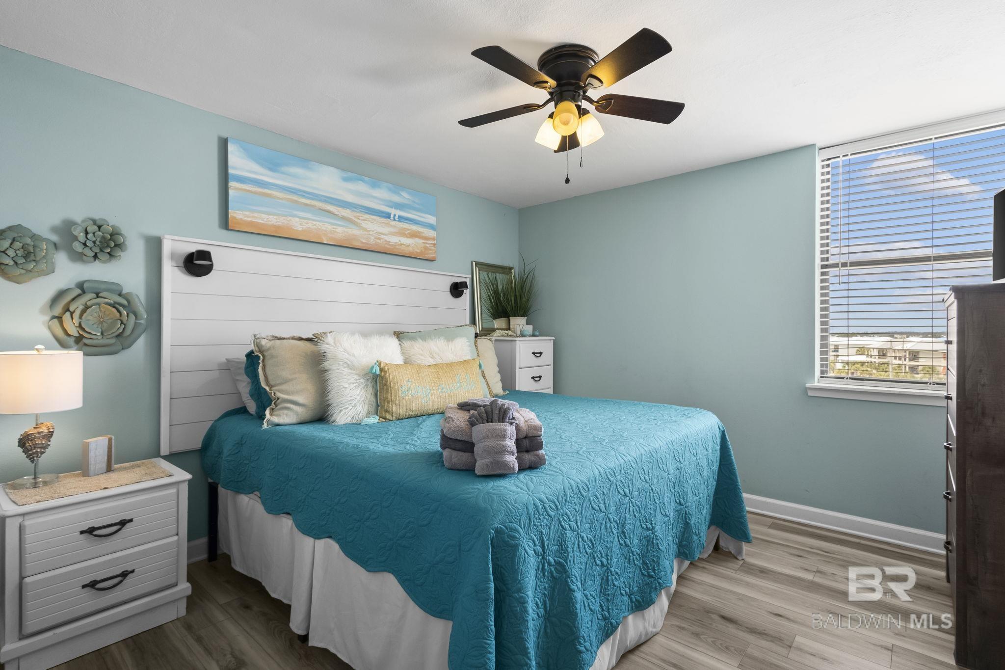 511 E Beach Boulevard 405