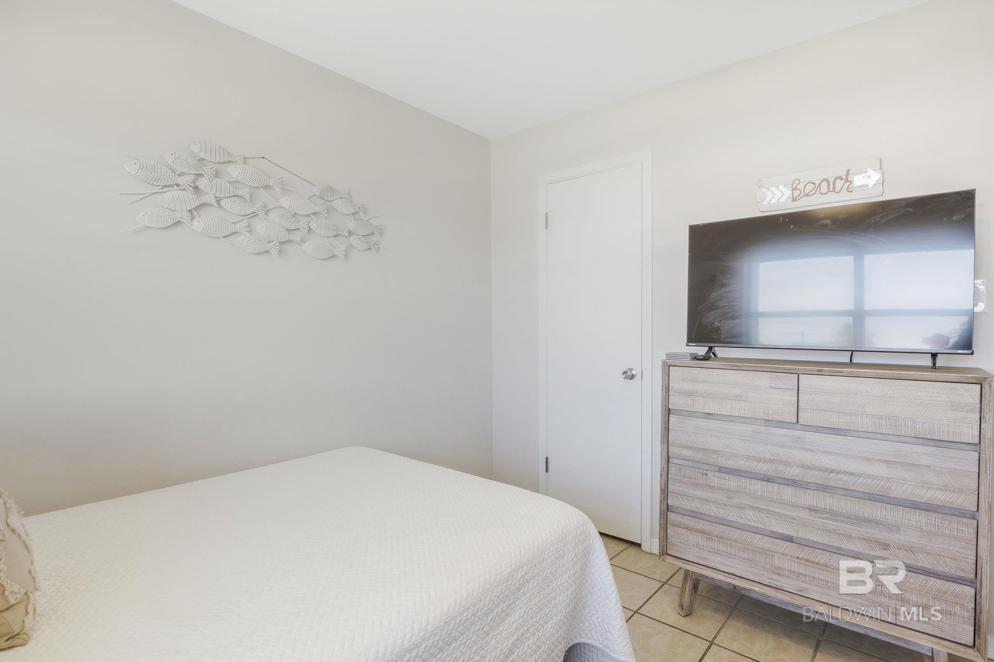 24649 Cross Lane 210