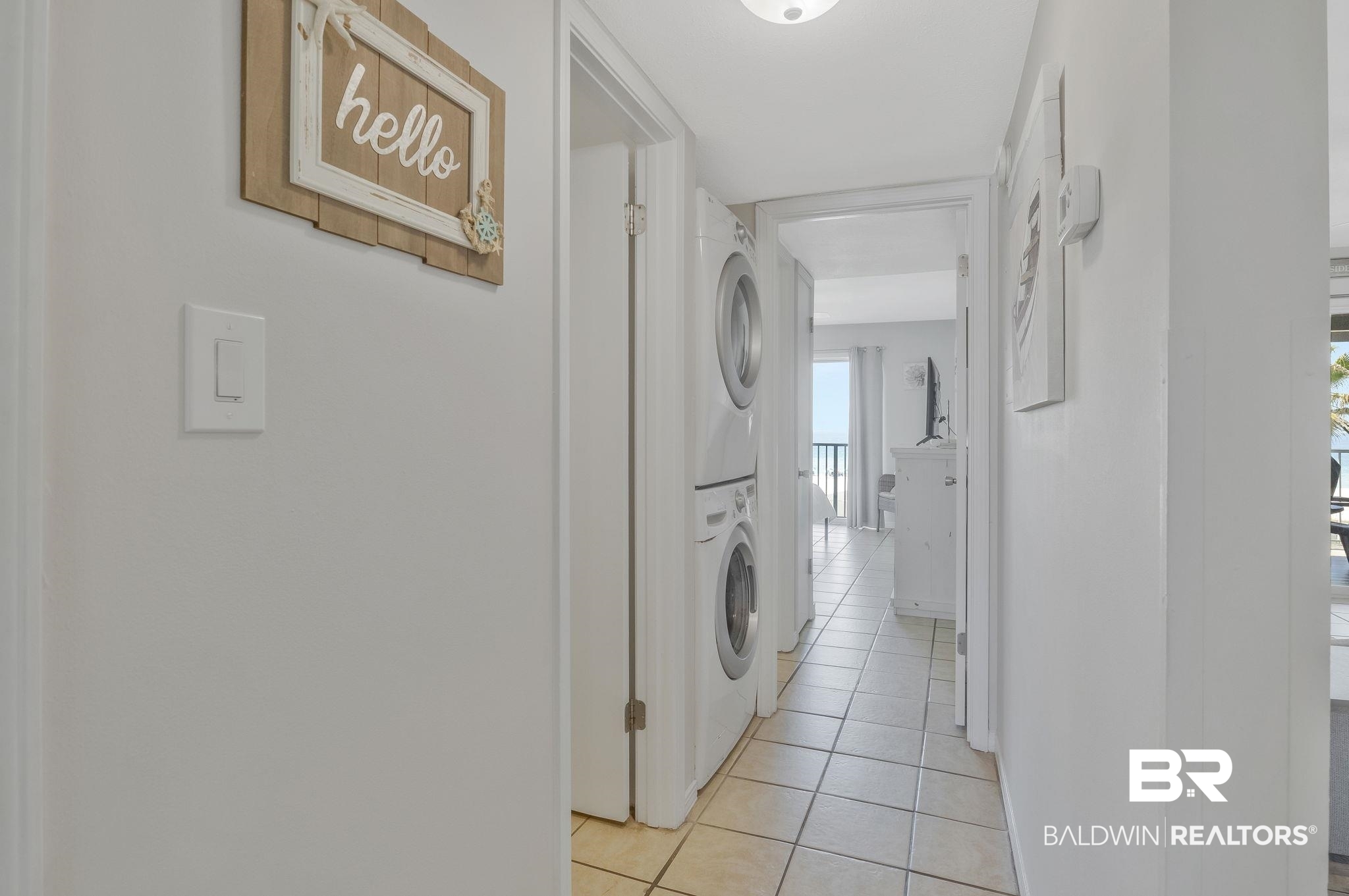 24649 Cross Lane 210