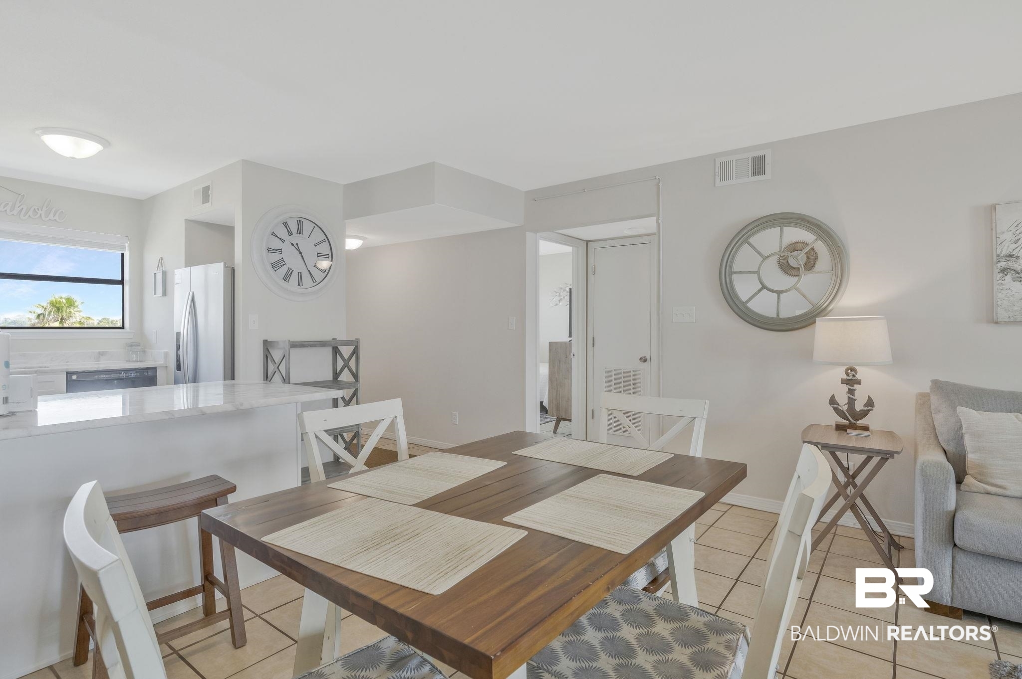 24649 Cross Lane 210