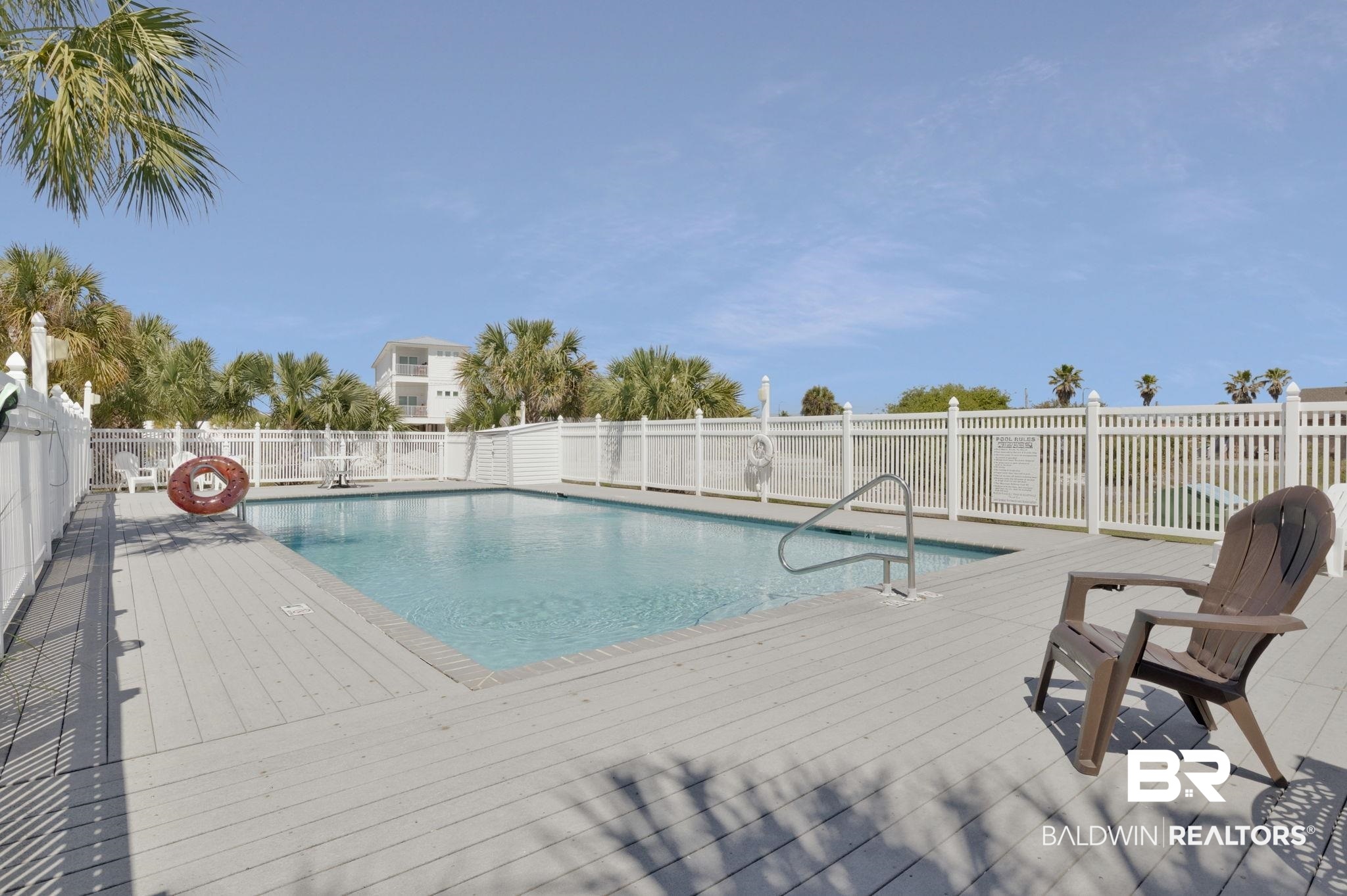 24649 Cross Lane 210