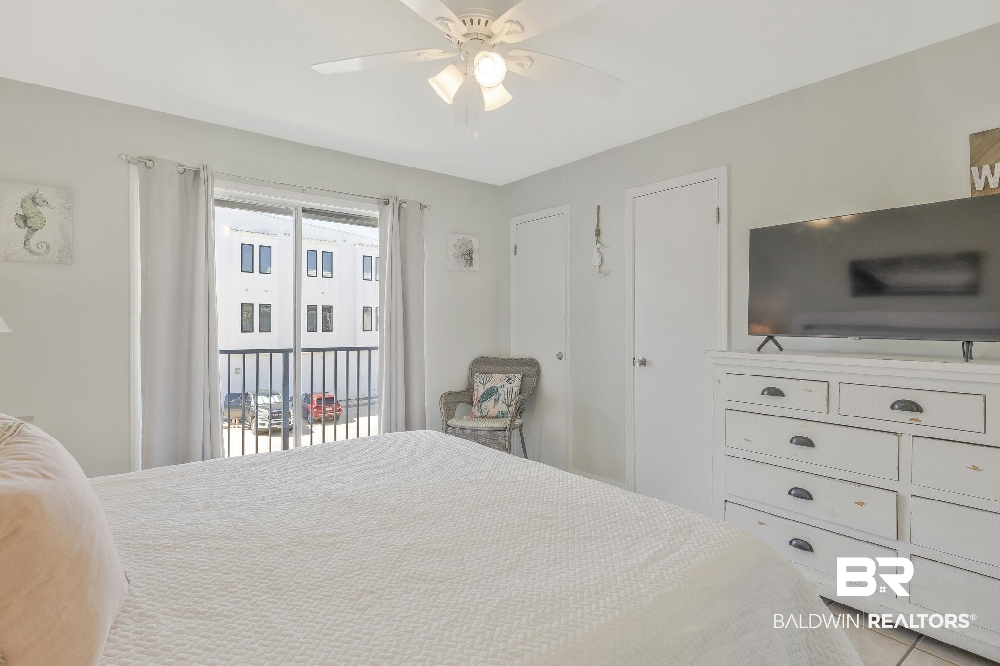 24649 Cross Lane 210