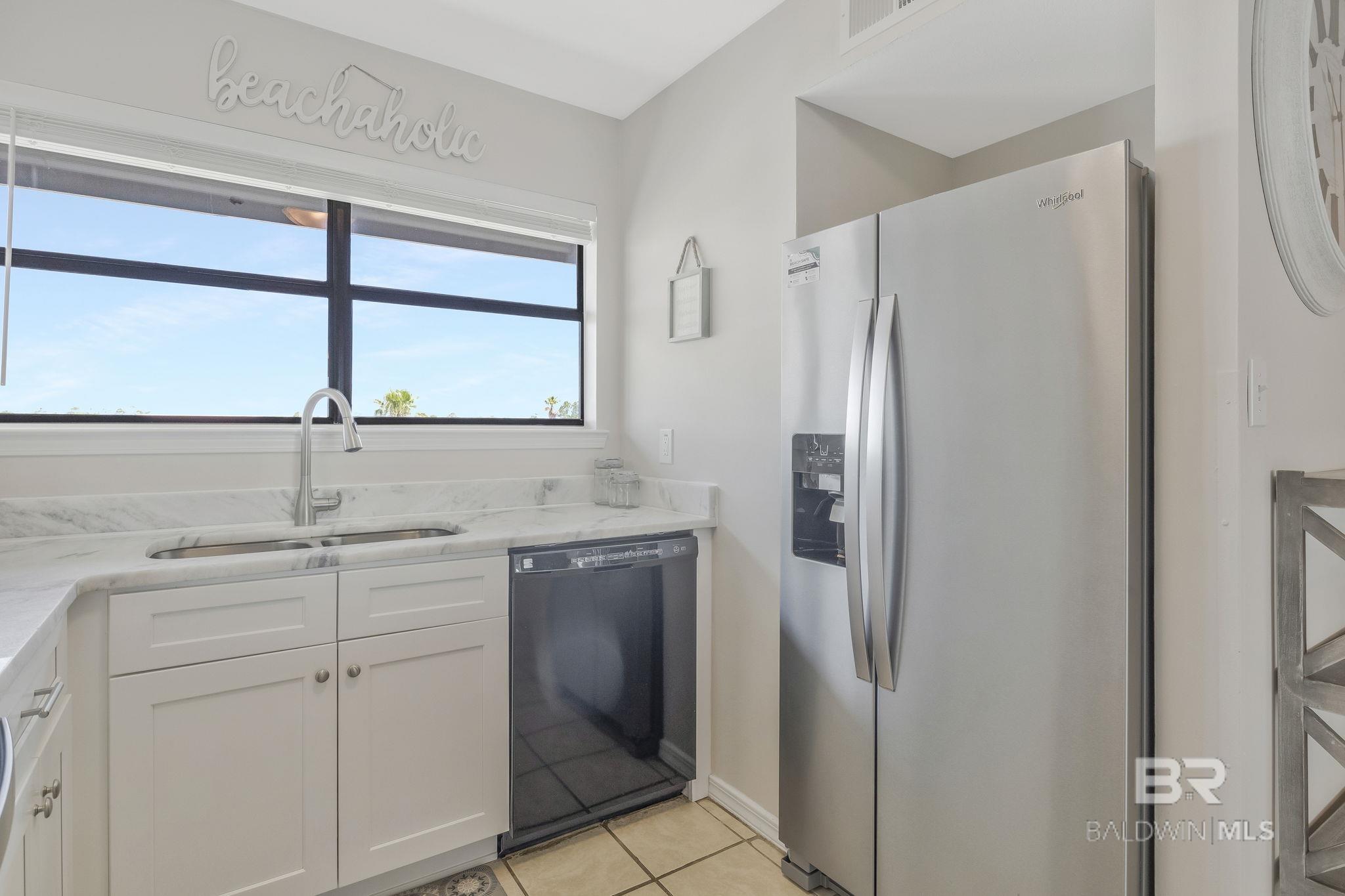 24649 Cross Lane 210