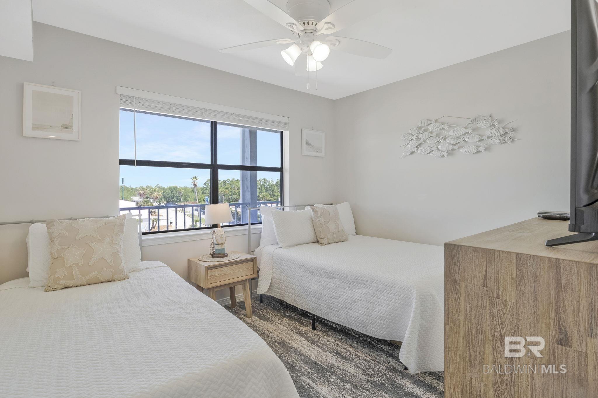24649 Cross Lane 210