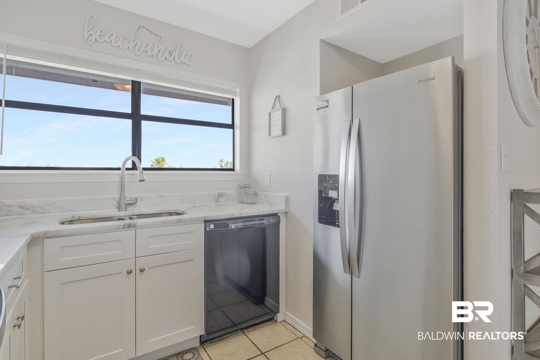 24649 Cross Lane 210