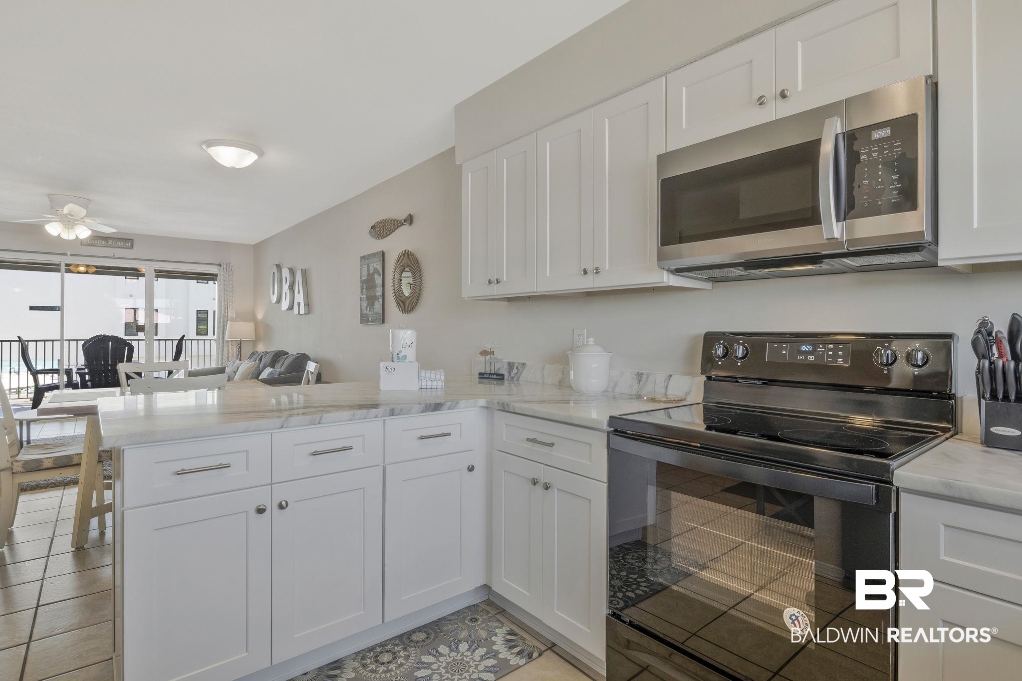 24649 Cross Lane 210