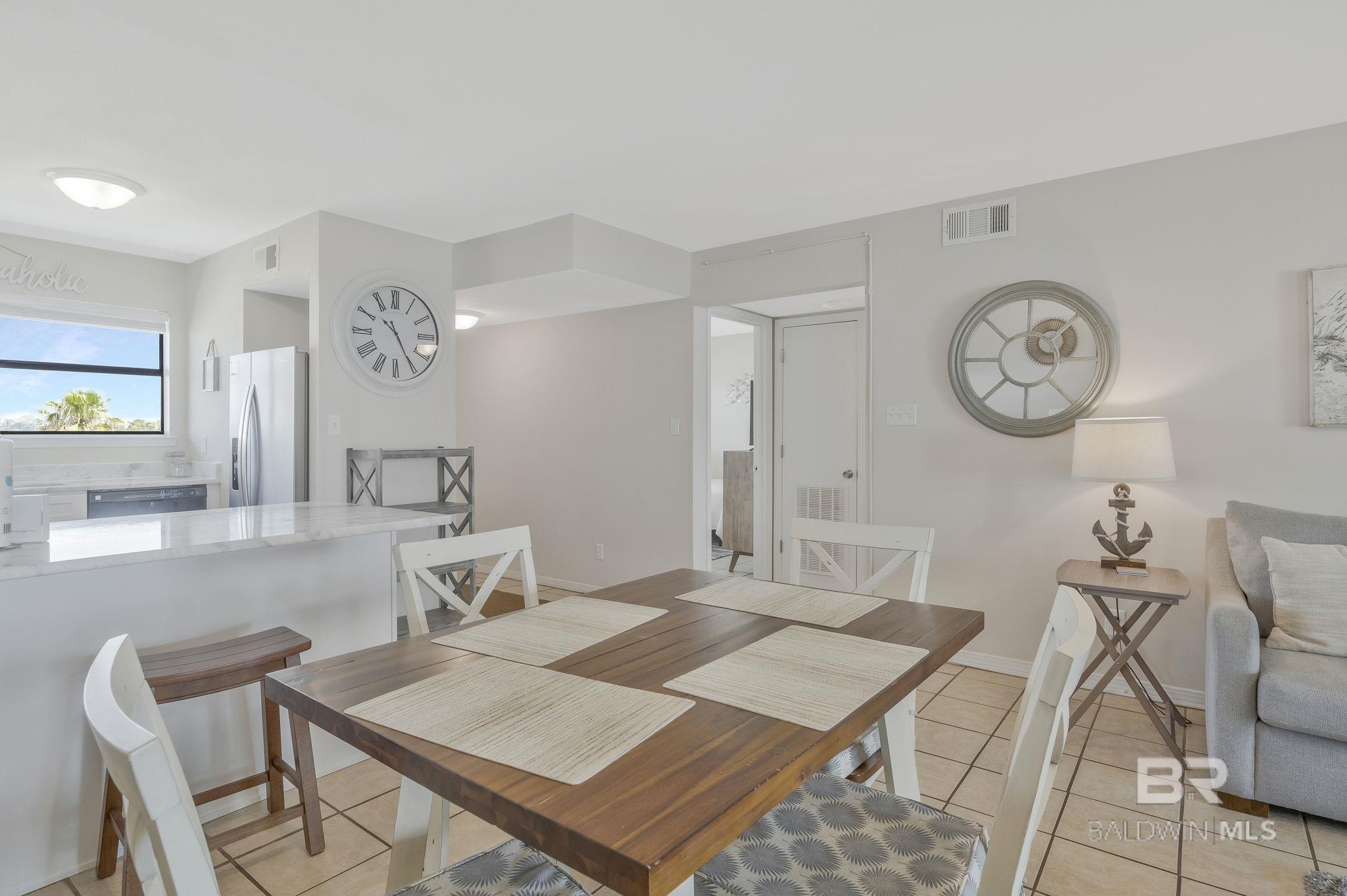 24649 Cross Lane 210