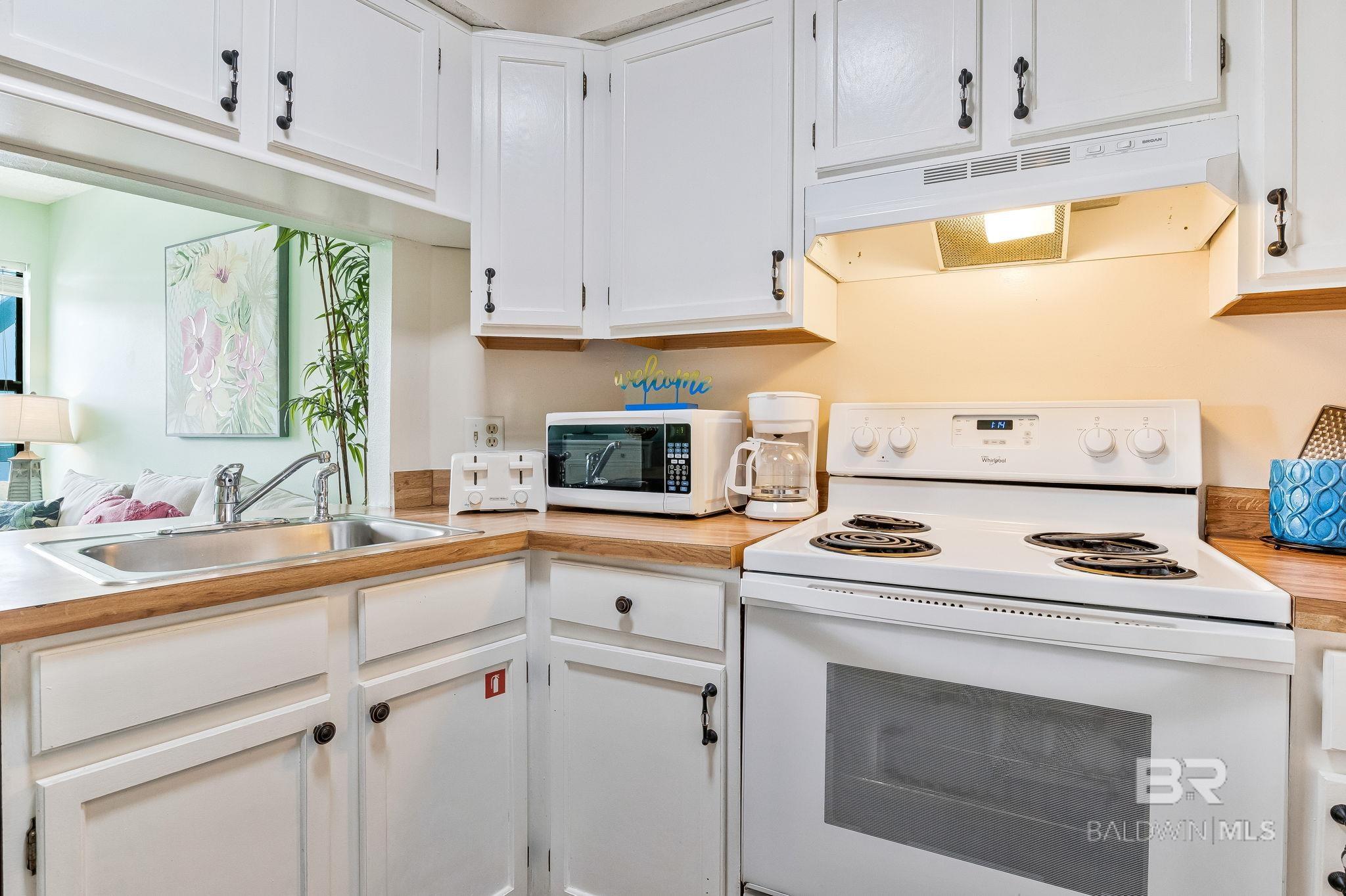 952 WEST BEACH Boulevard 214