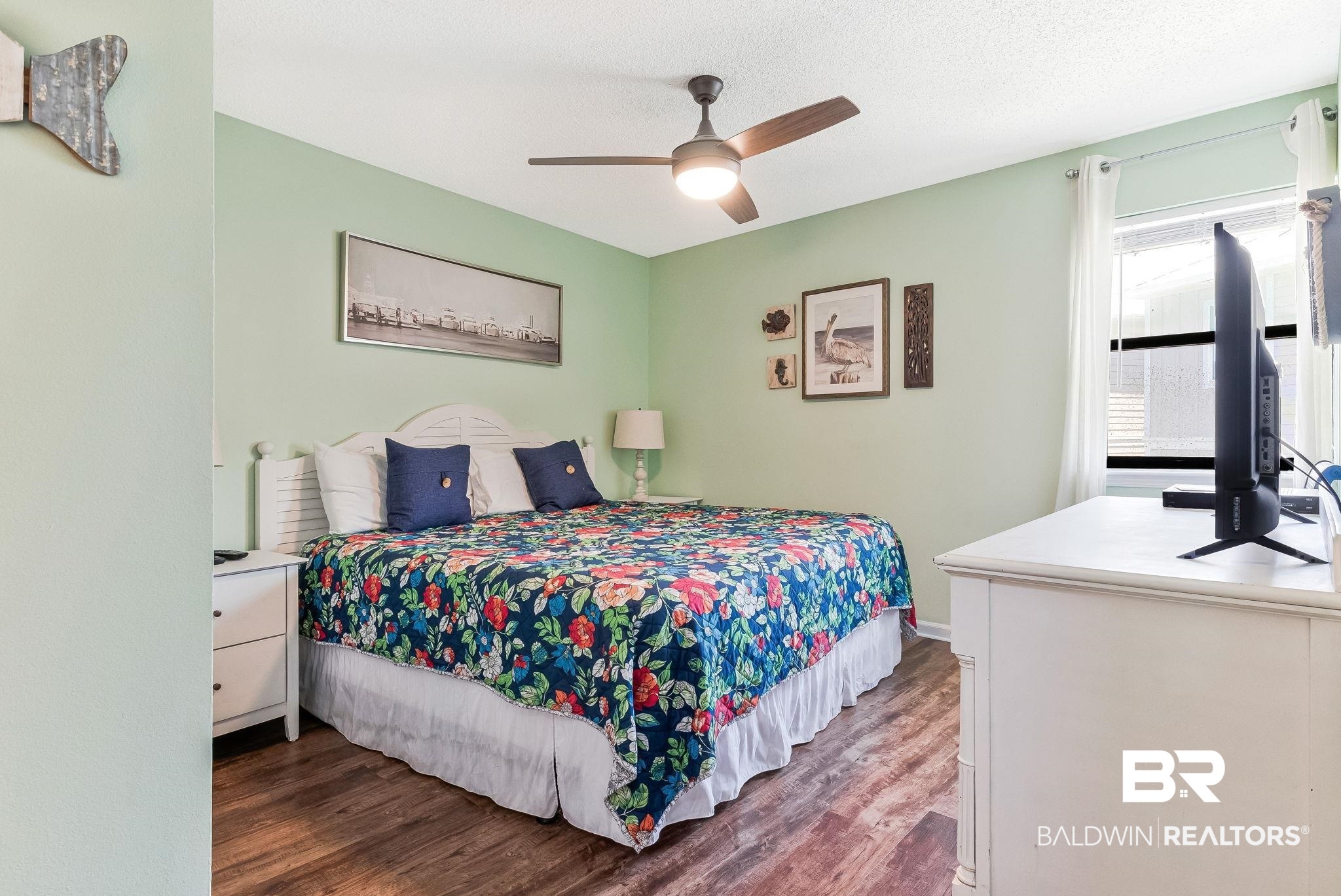 952 WEST BEACH Boulevard 214