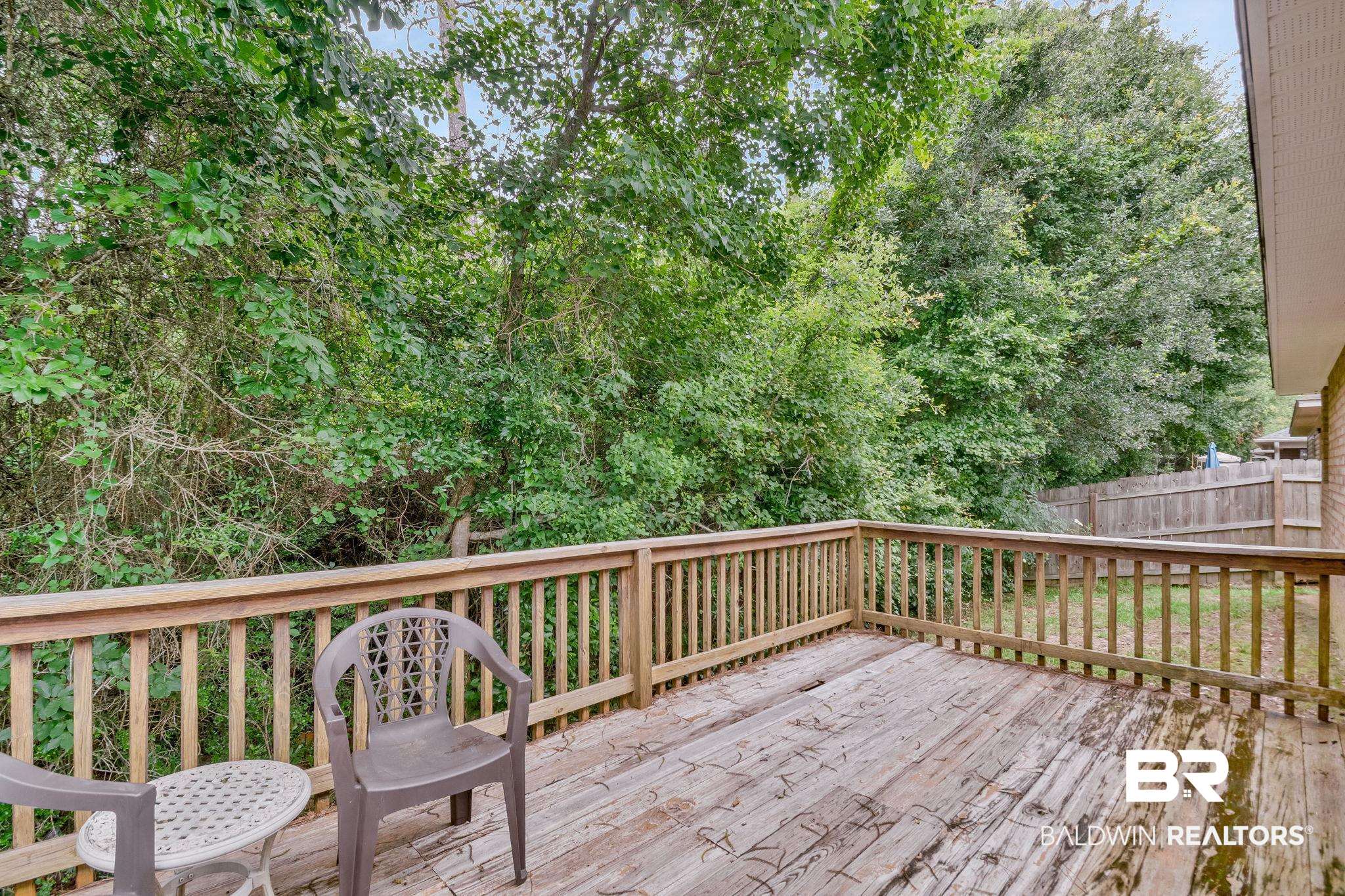 670 Mozingo Lane