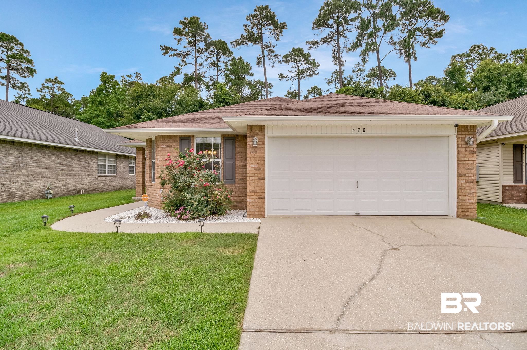 670 Mozingo Lane